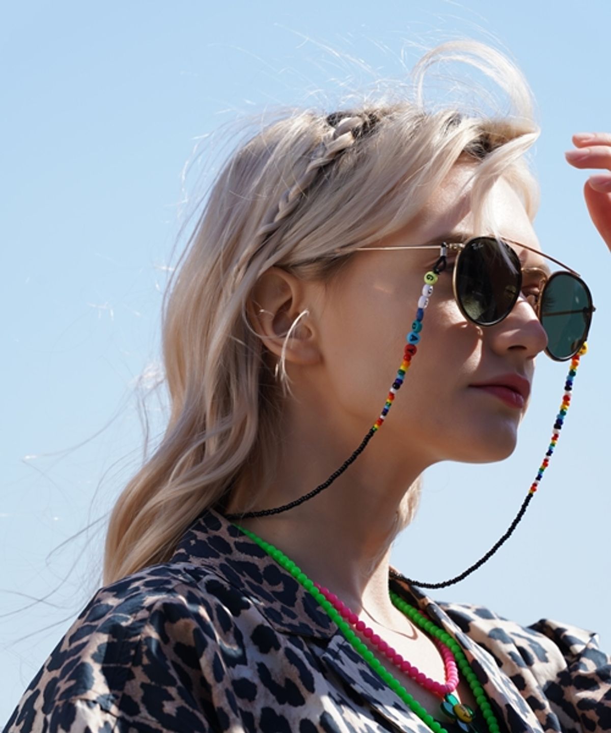 봉보(BONBEAU) Kitsch color beads chain glasses strap  컬러 비즈 체인 선글라스줄 스트랩