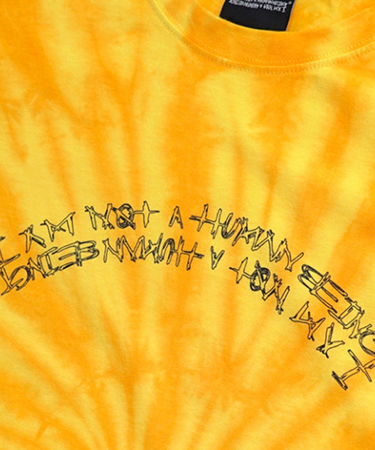 아임낫어휴먼비잉(I AM NOT A HUMAN BEING) TIE-DYE BASIC LOGO TEE - YELLOW