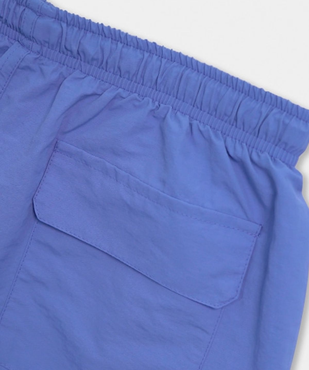 아임낫어휴먼비잉(I AM NOT A HUMAN BEING) RUBBER PATCHED SHORTS - BLUE