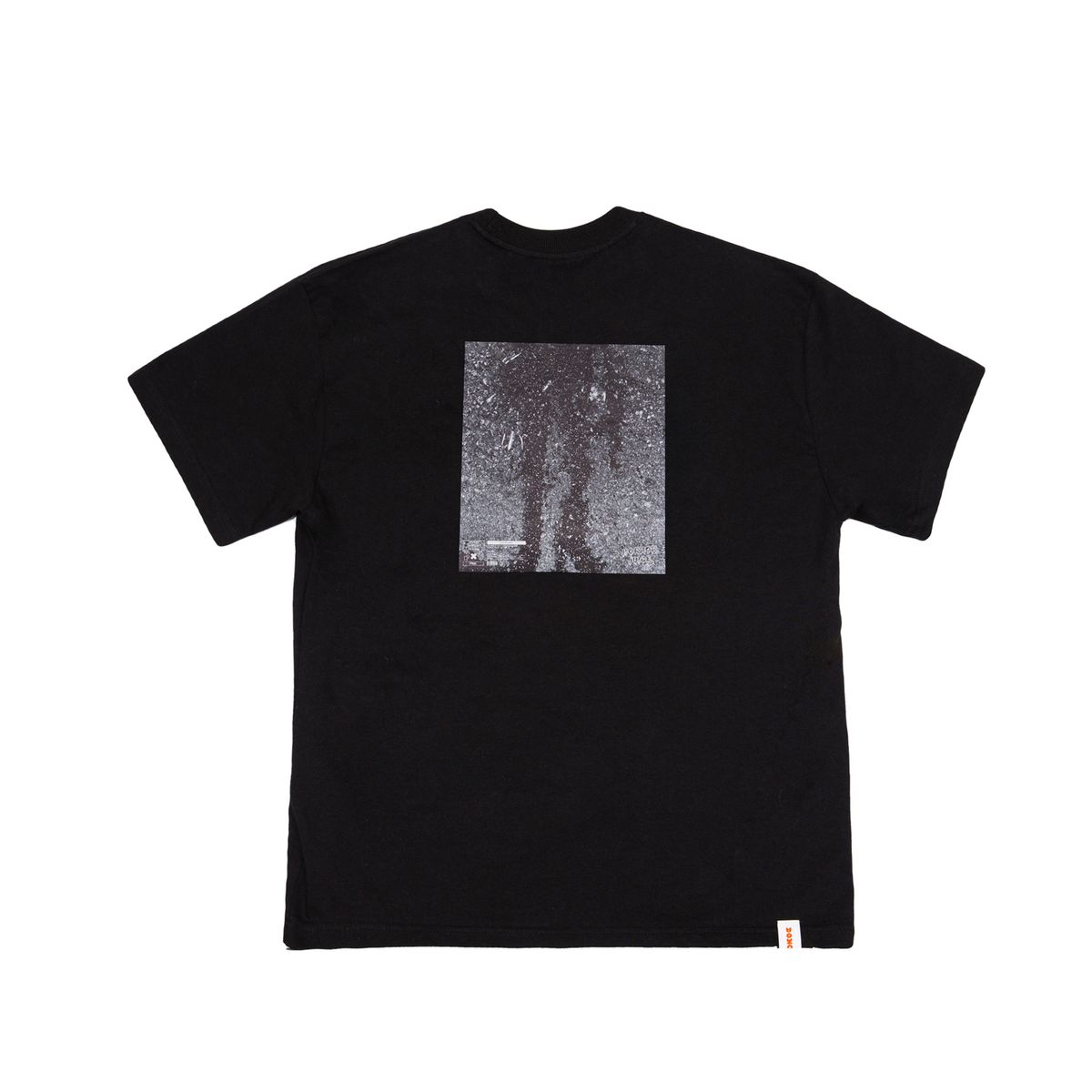 두낱잍(DONOTEAT) BROKEN GRAPES T-SHIRT