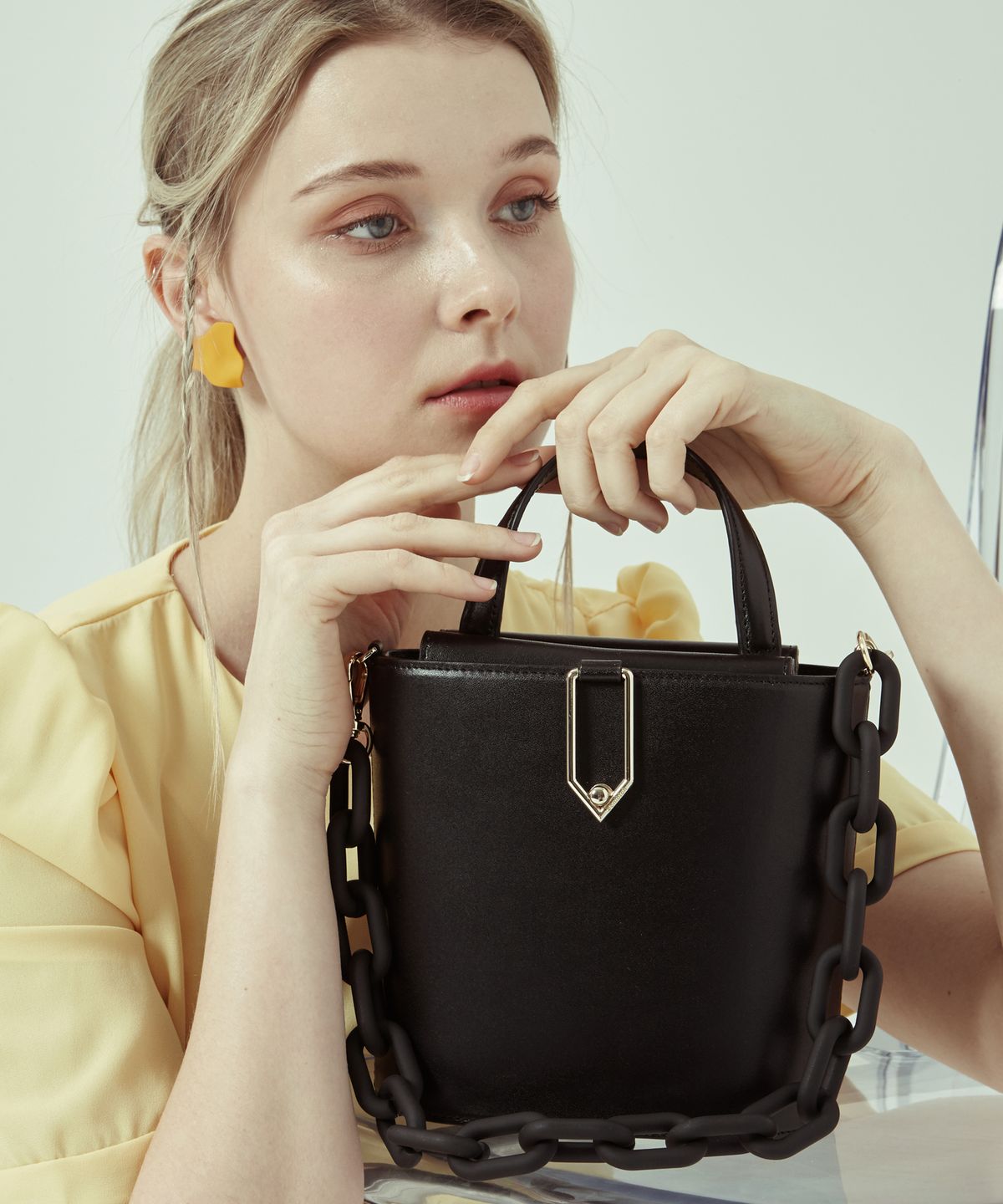 보니블라(BONIBLAH) MACARON CHAIN (BLACK)