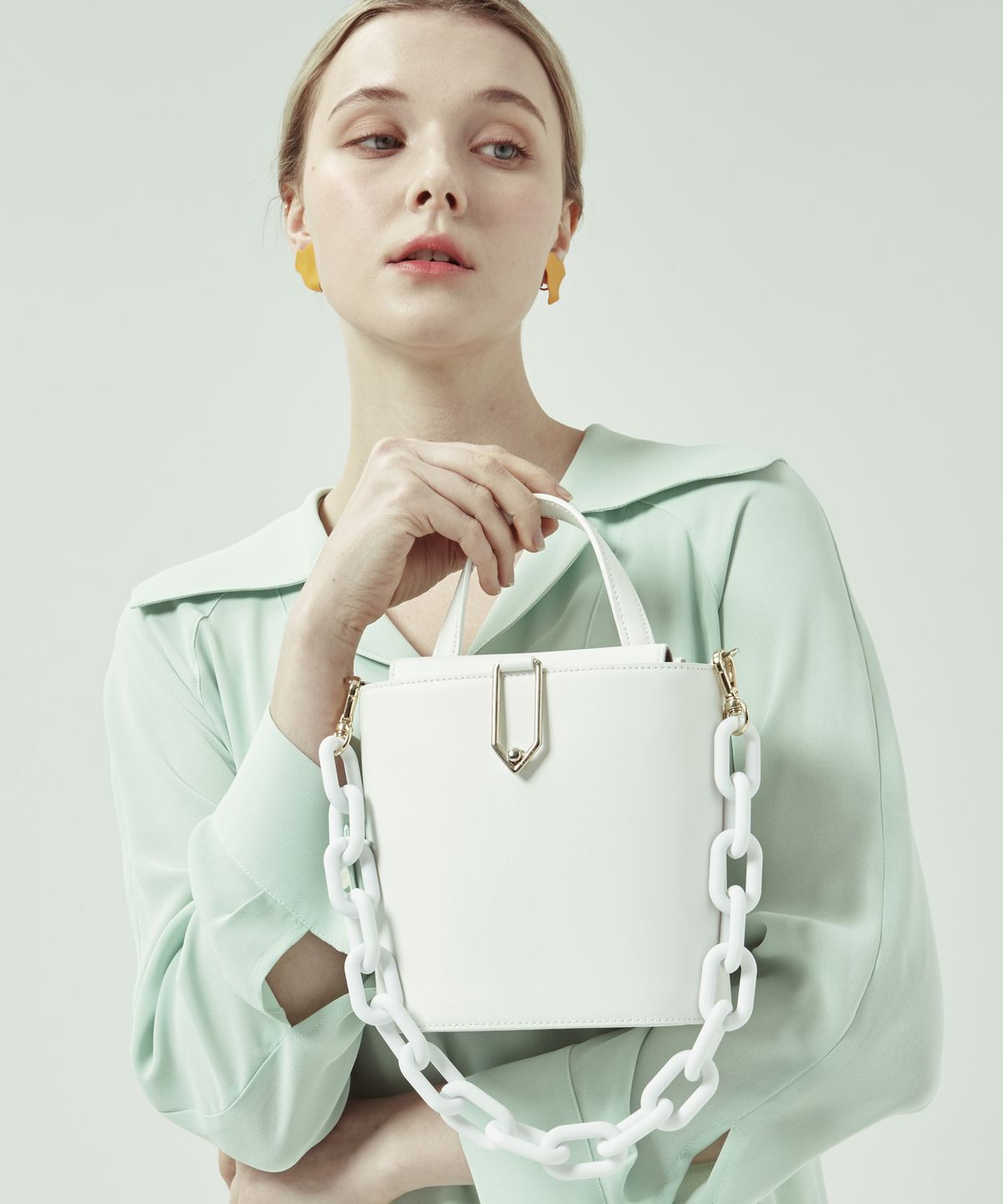 보니블라(BONIBLAH) MACARON CHAIN (WHITE)