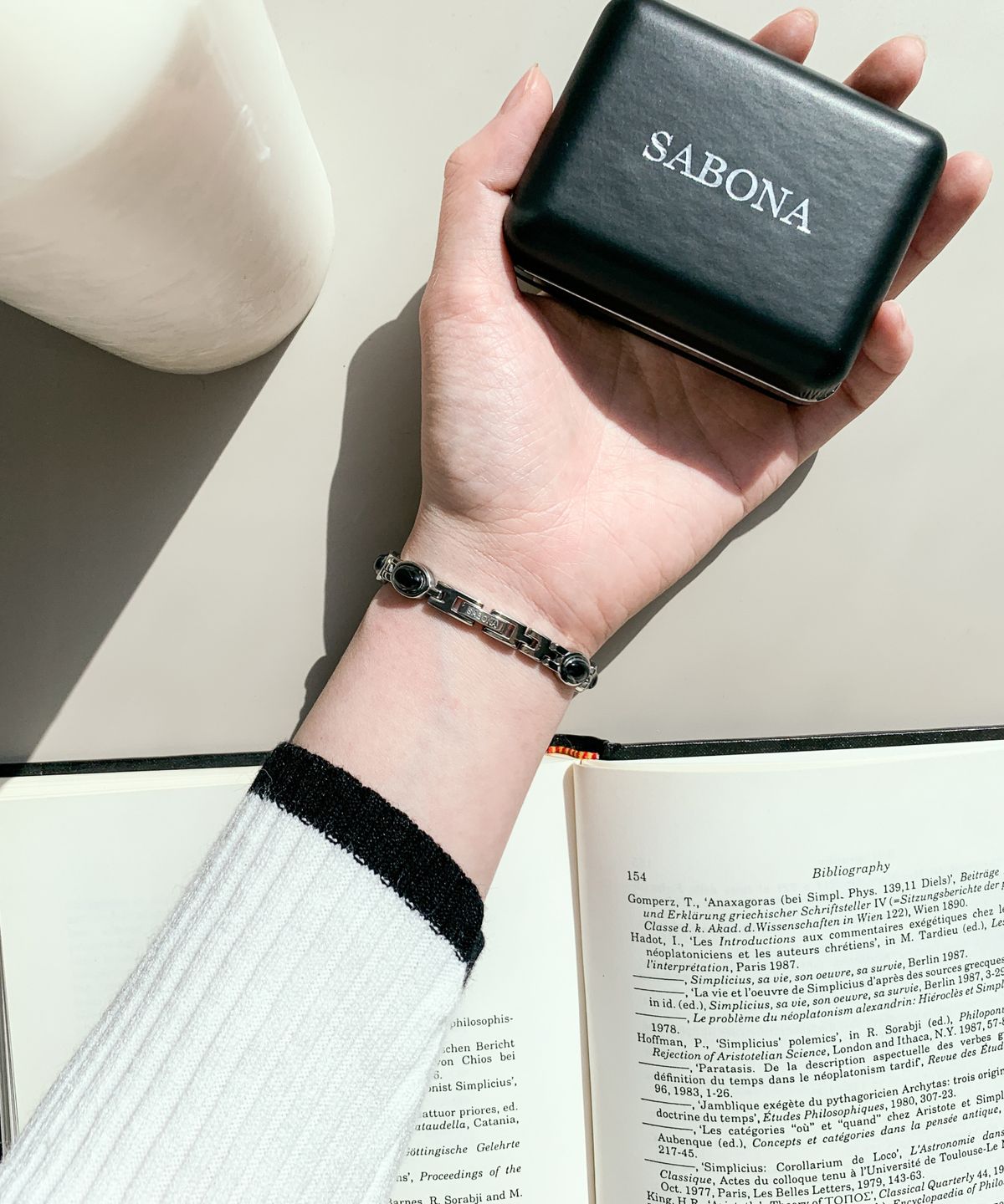 사보나 런던(SABONA LONDON) 222 레이디 블랙 자석 팔찌