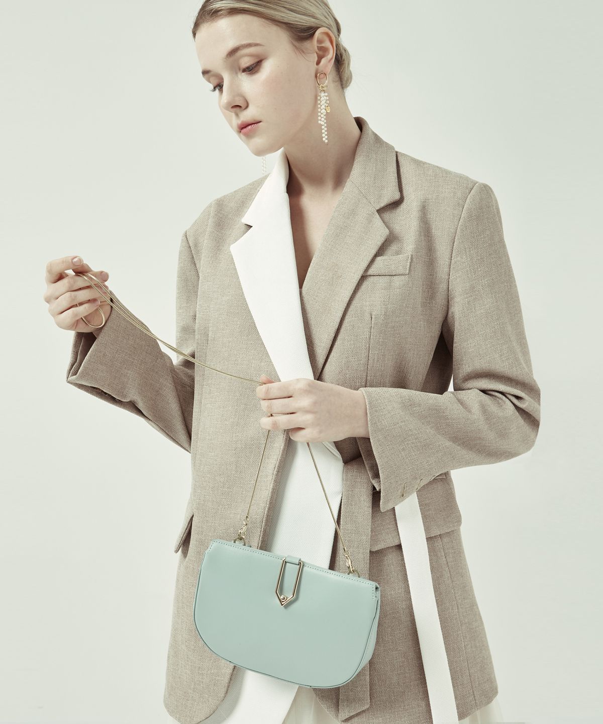 보니블라(BONIBLAH) TOIRE BAG (MINT CREAM)