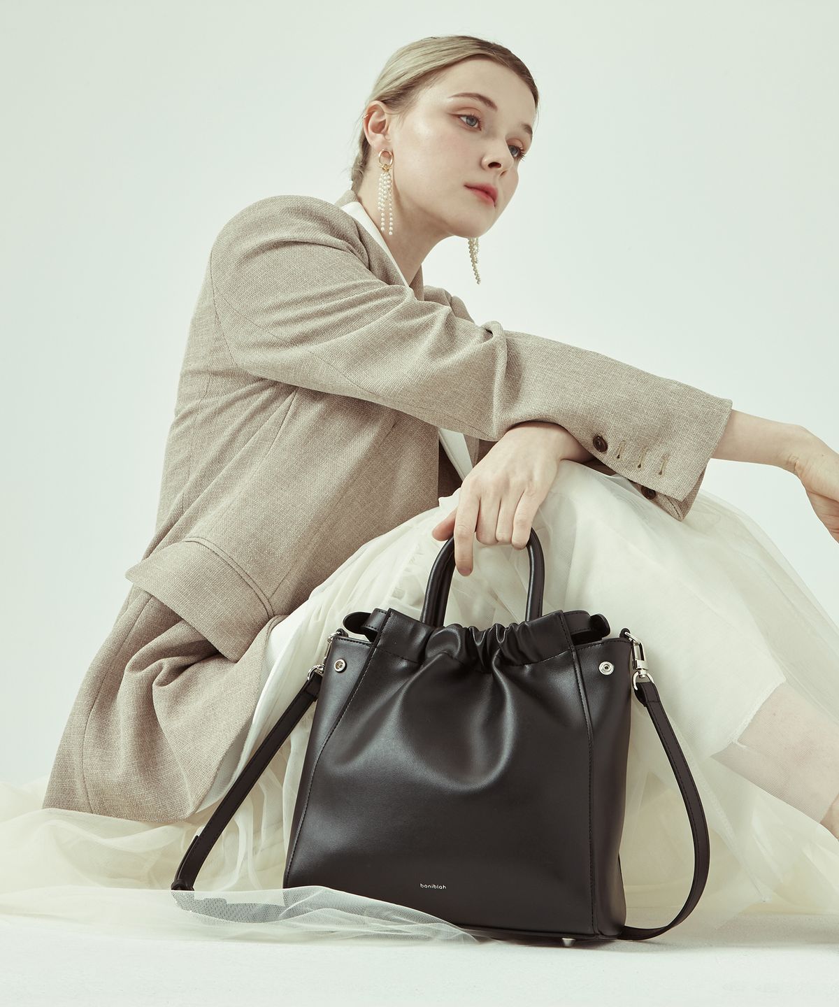 보니블라(BONIBLAH) DOUX BAG (EBONY BLACK)