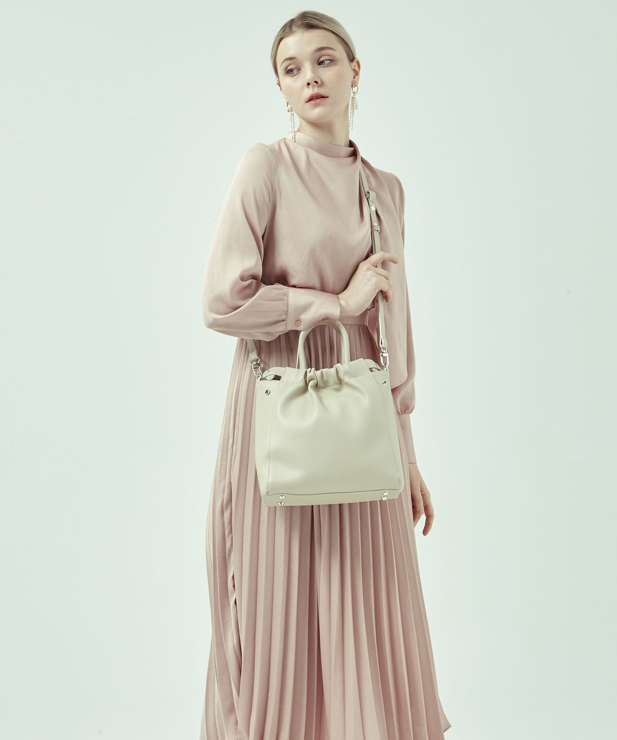 보니블라(BONIBLAH) DOUX BAG (CREAM IVORY)