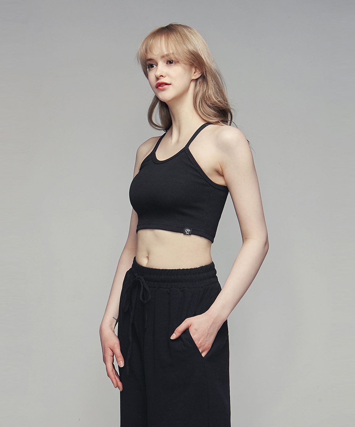 데비웨어(DEVIWEAR) 아이비 크롭나시 DEVI-TS0022-블랙