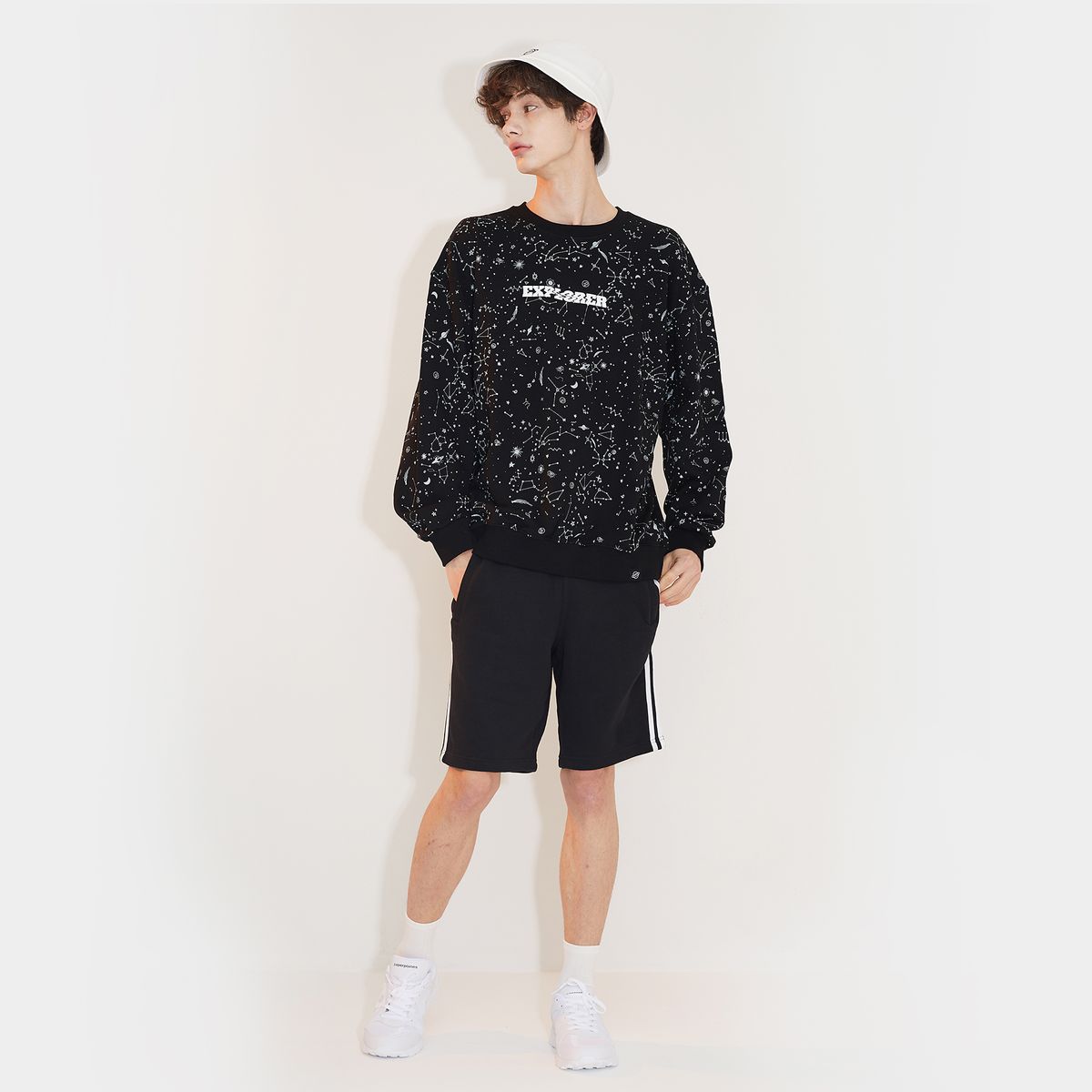 에이오엑스(AOX) Constellation sweatshirt(Black)