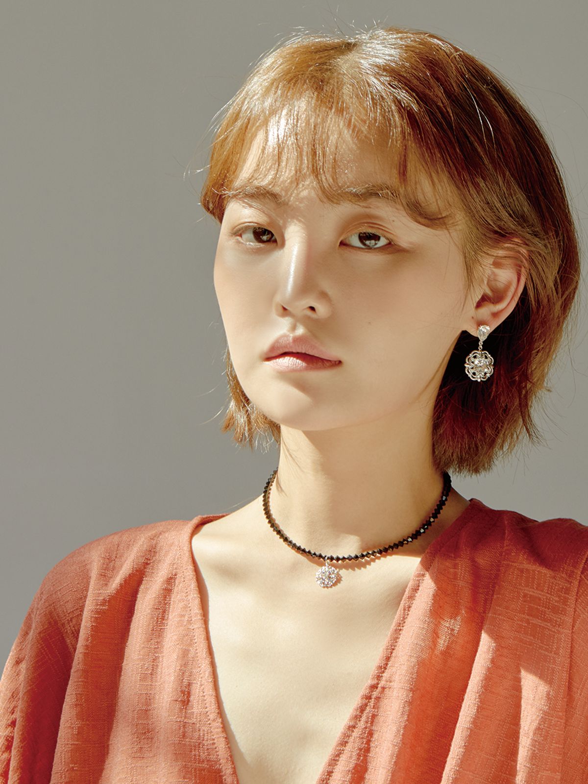 로이데테르(ROIDETER) 엠블럼 오닉스 비드 목걸이