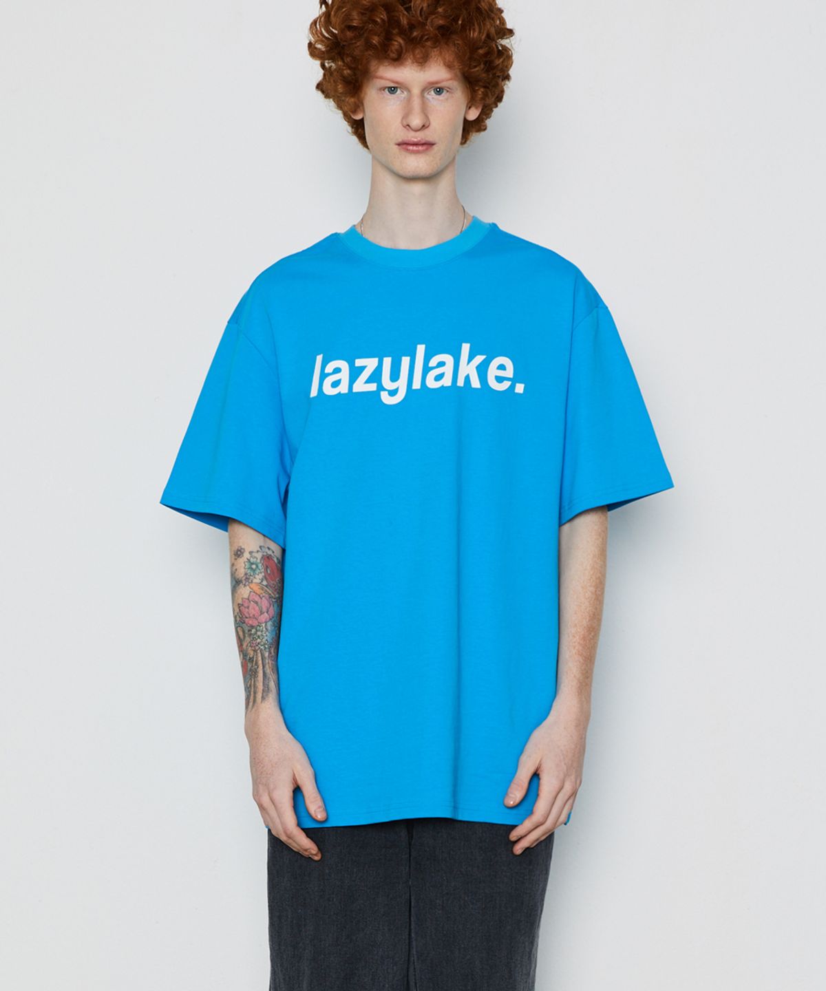 레이지레이크(LAZY LAKE) 유니섹스 빅로고티셔츠 스카이블루