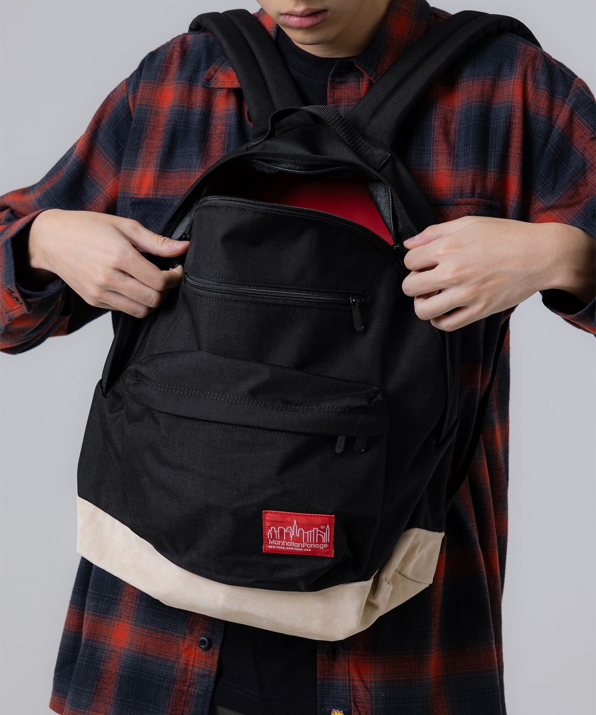 맨하탄 포티지(MANHATTAN PORTAGE) 1209 빅애플 백팩 M BLACK 스웨이드