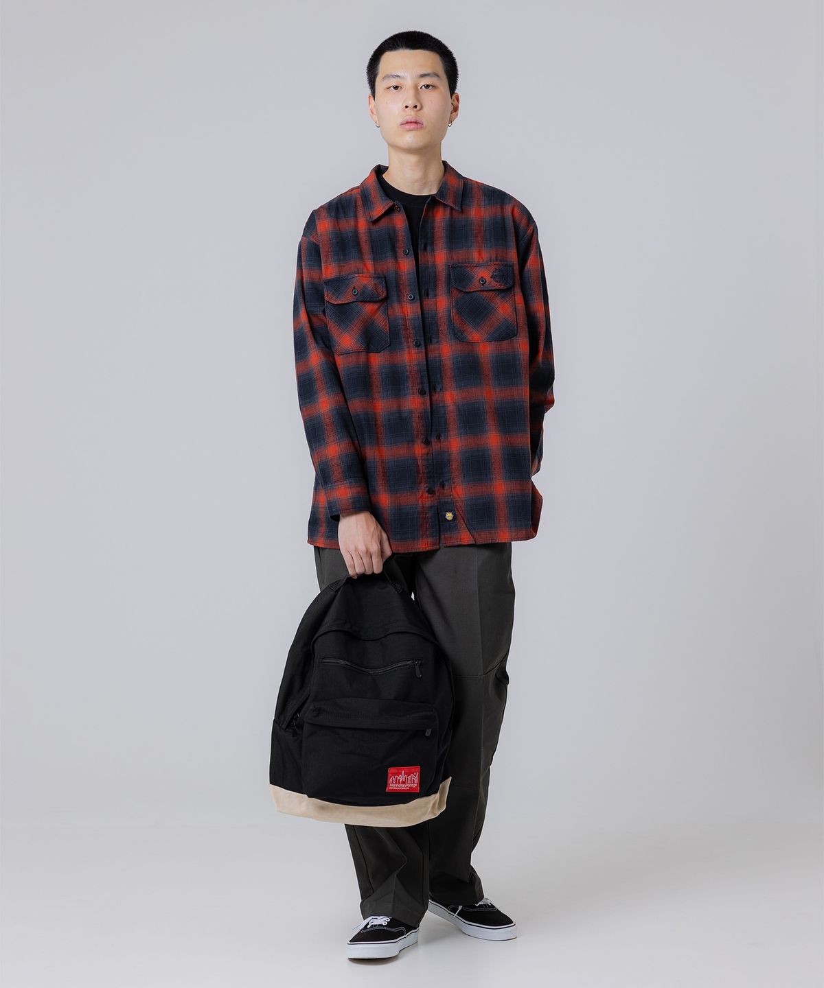 맨하탄 포티지(MANHATTAN PORTAGE) 1209 빅애플 백팩 M BLACK 스웨이드