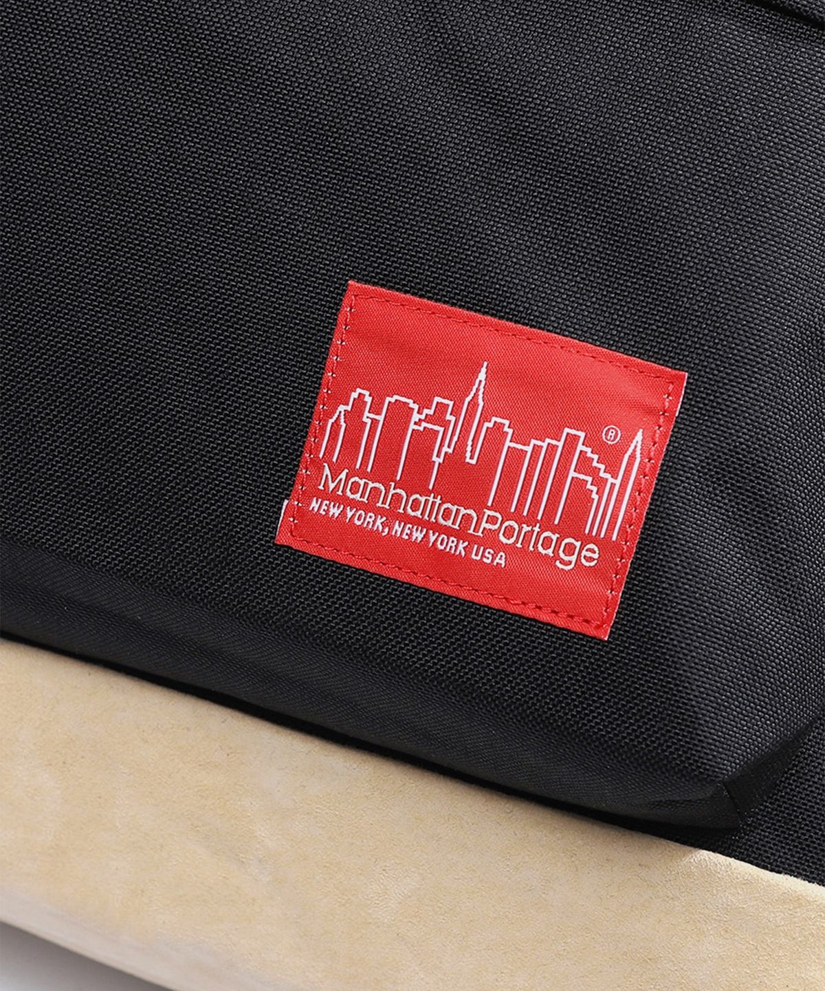 맨하탄 포티지(MANHATTAN PORTAGE) 1209 빅애플 백팩 M BLACK 스웨이드