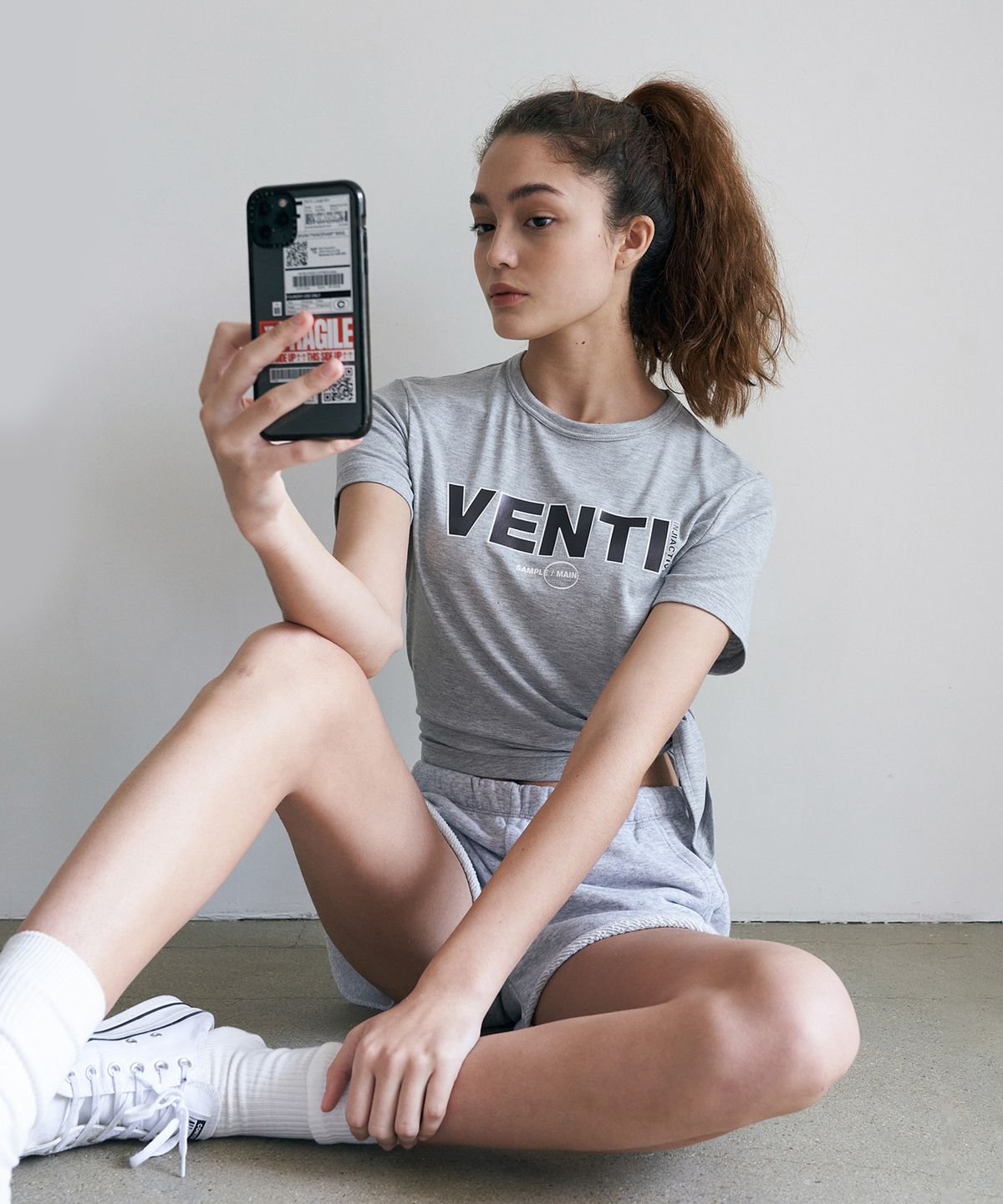 인지액티브(INJIACTIVE) VENTI T-SHIRT 그레이