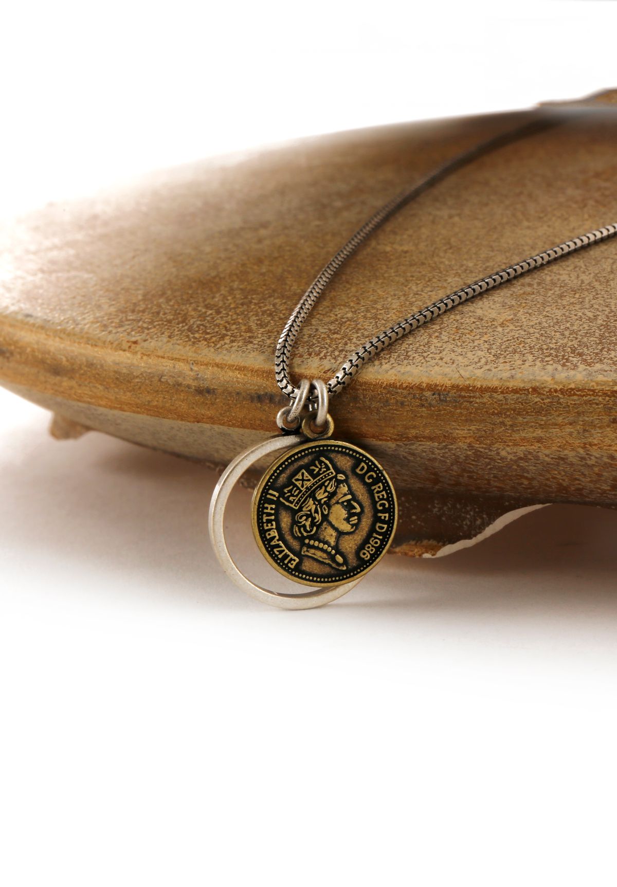 쇼브오프(SHOVEOFF) SVN-157 AntiqueSilver Coin Round Necklace