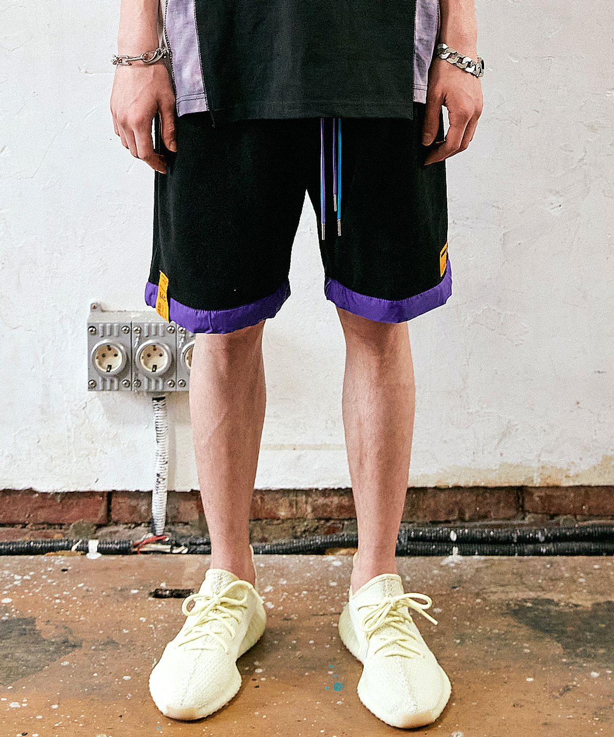 색 스튜디오(SAC STUDIO) TERRY COZY SWEAT SHORTS BLACK