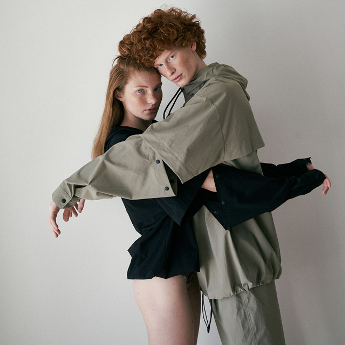 르브아시스(REVOIRSIS) RVIS convert anorak