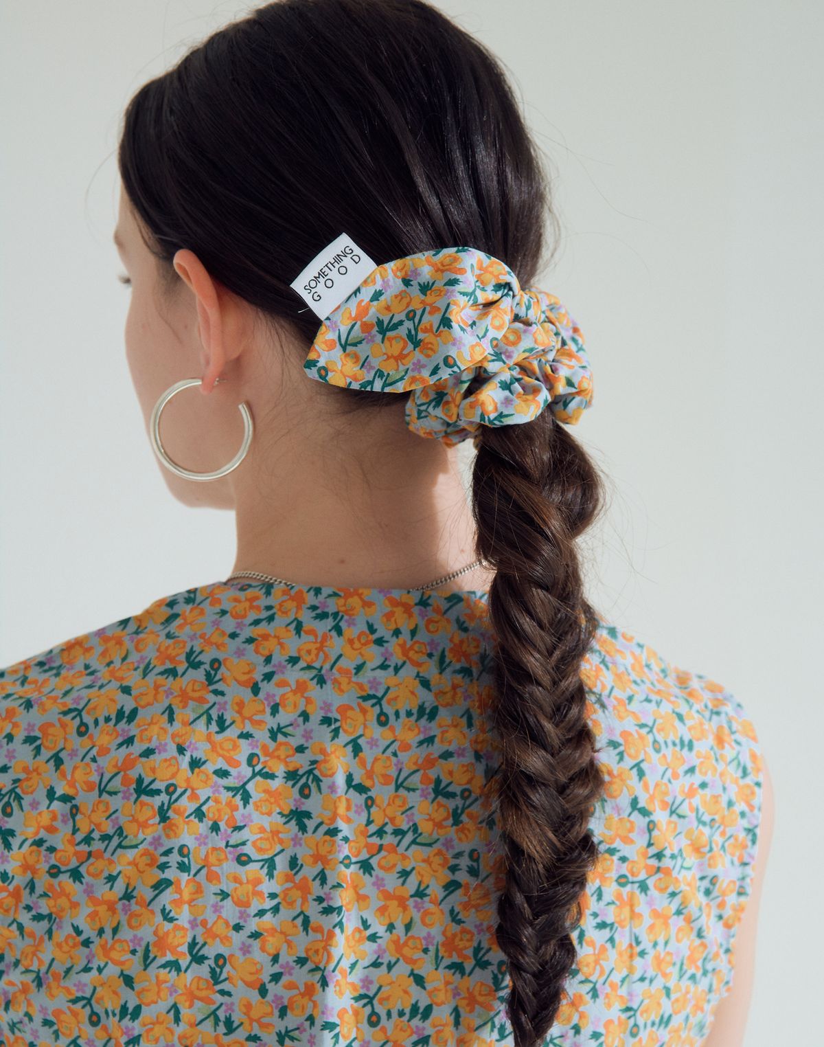 썸띵굿(SOMETHING GOOD) Tie Bow Scrunchy_Floral_YELLOW