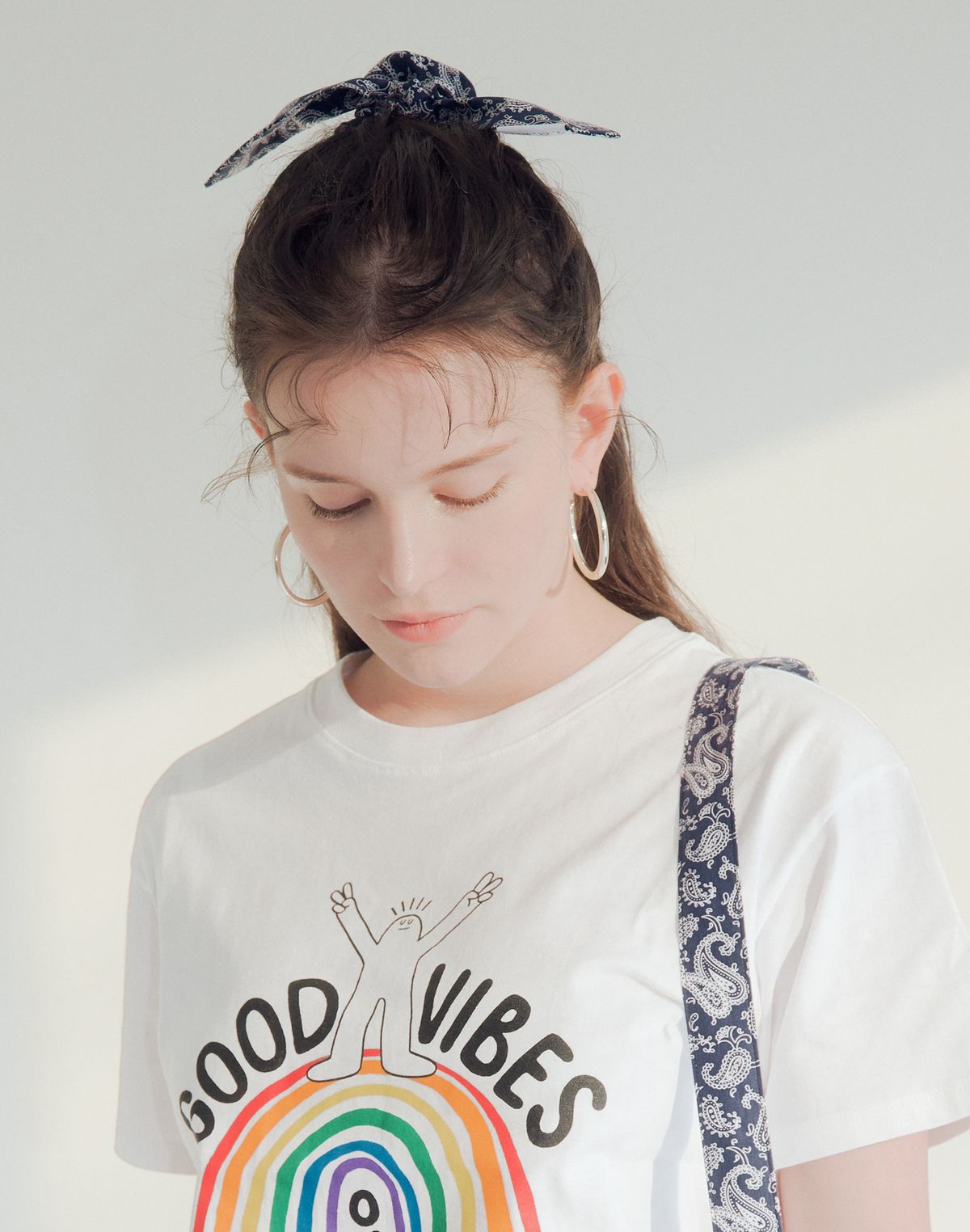 썸띵굿(SOMETHING GOOD) Tie Bow Scrunchy_Paisley_NAVY