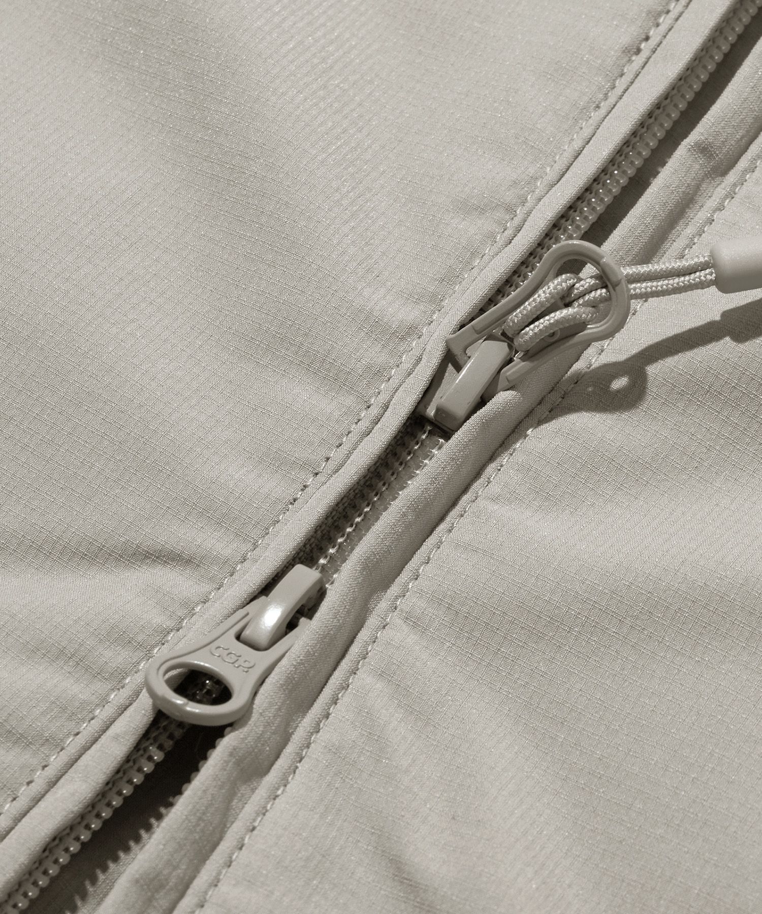 MUSINSA | Codegraphy 2-WAY TECH SHORT JACKET_BEIGE