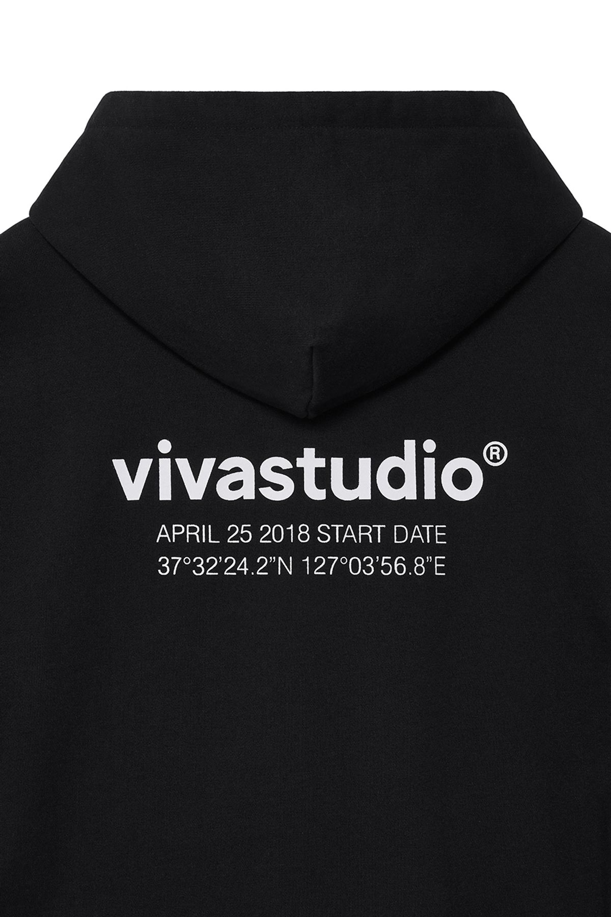 비바스튜디오(VIVASTUDIO) LOCATION HOODIE [BLACK]