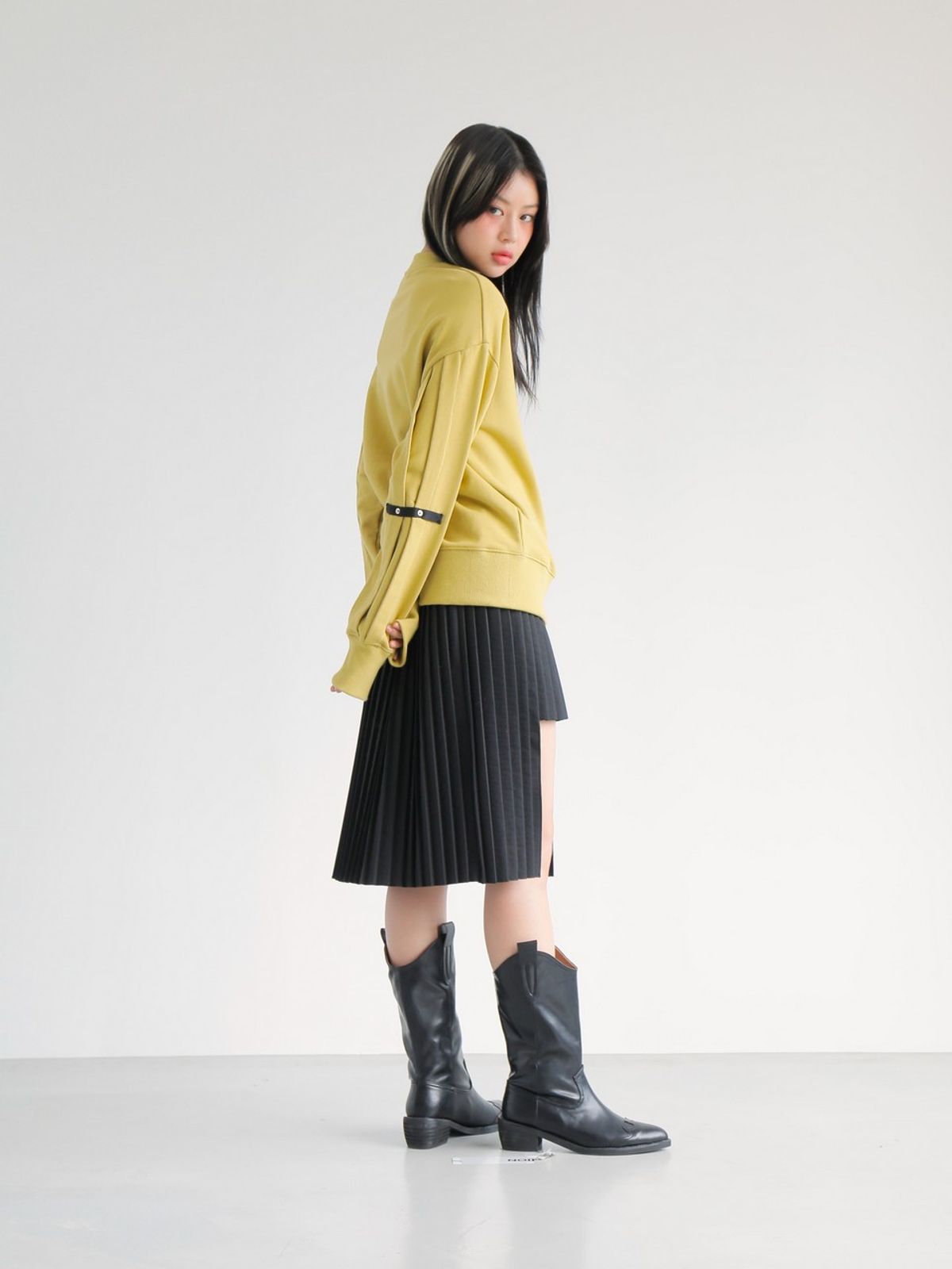 느와(NOIR) Thirty Skirt