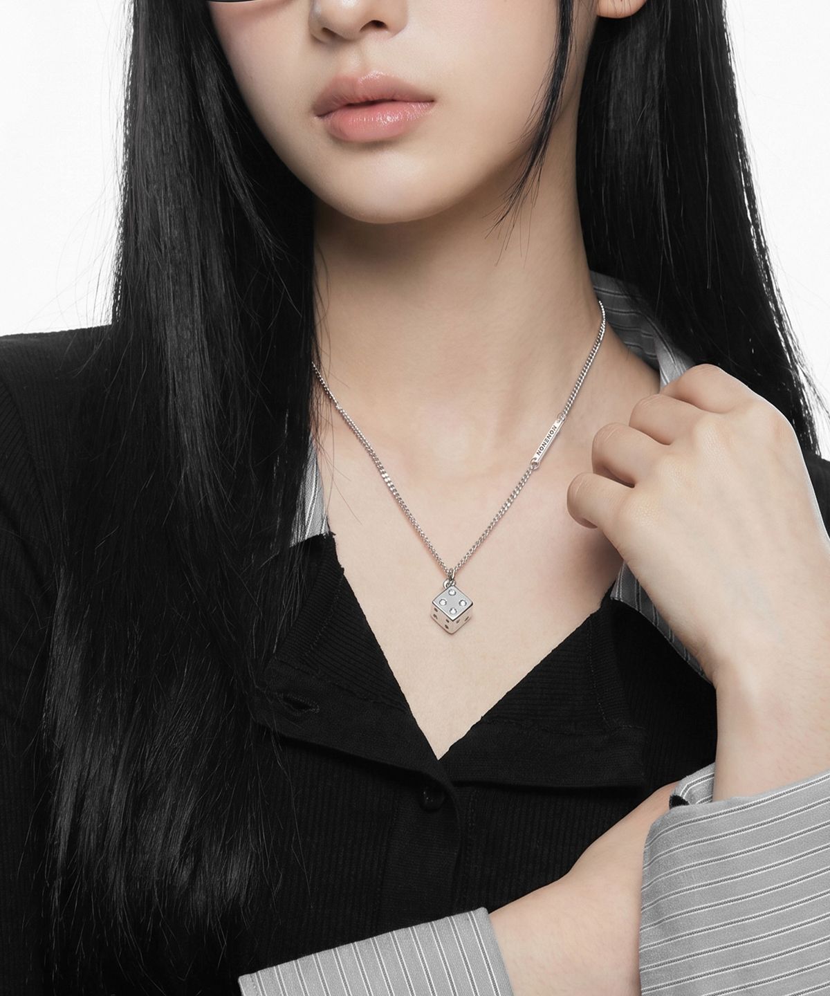 논논(NONENON) DICE NEC