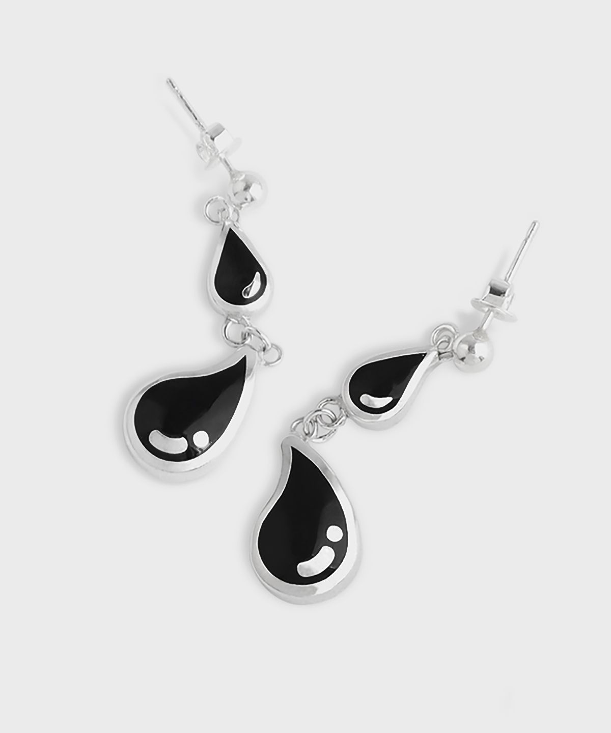 논논(NONENON) TEAR EAR