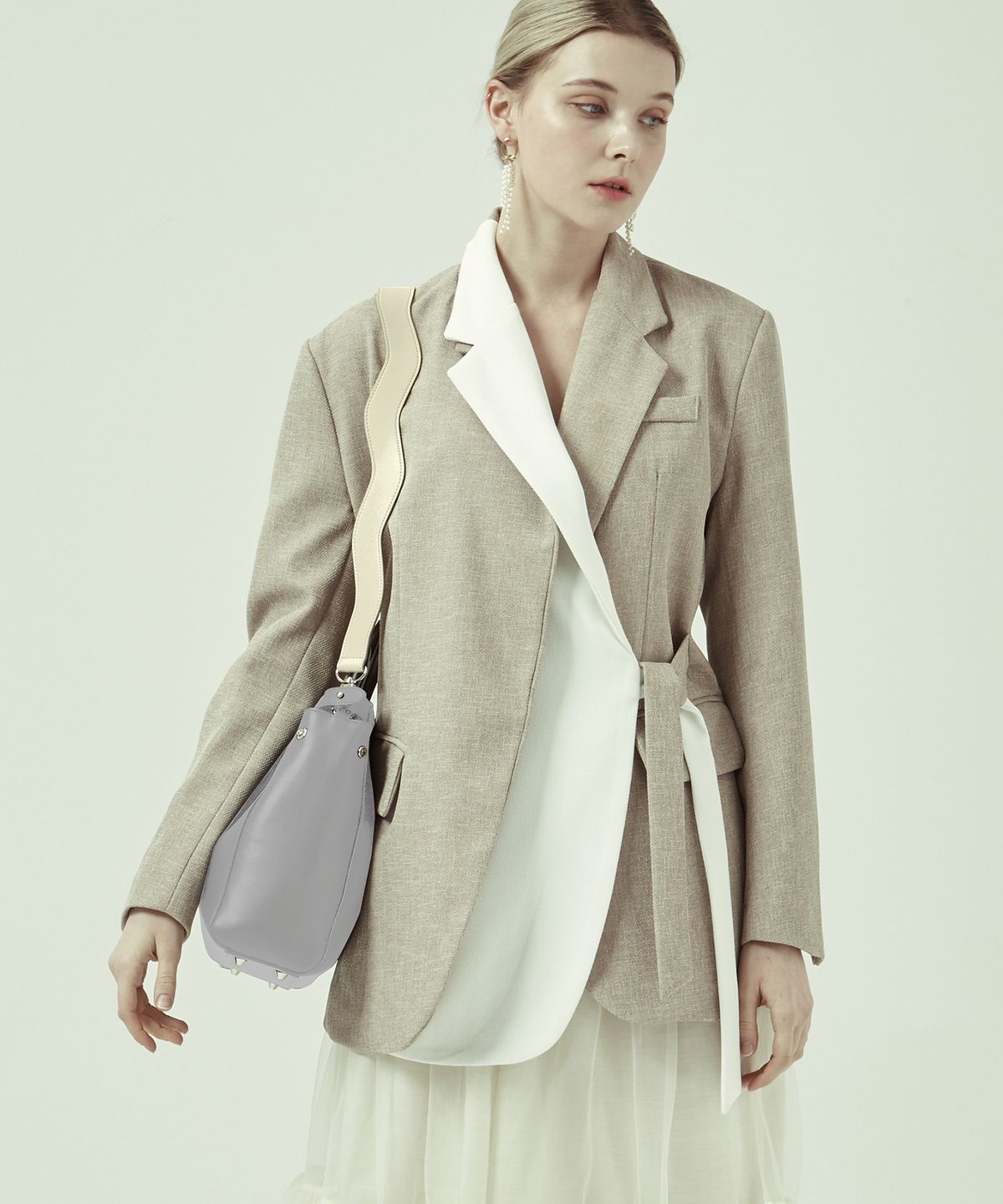 보니블라(BONIBLAH) DOUX BAG (LIGHT GRAY)