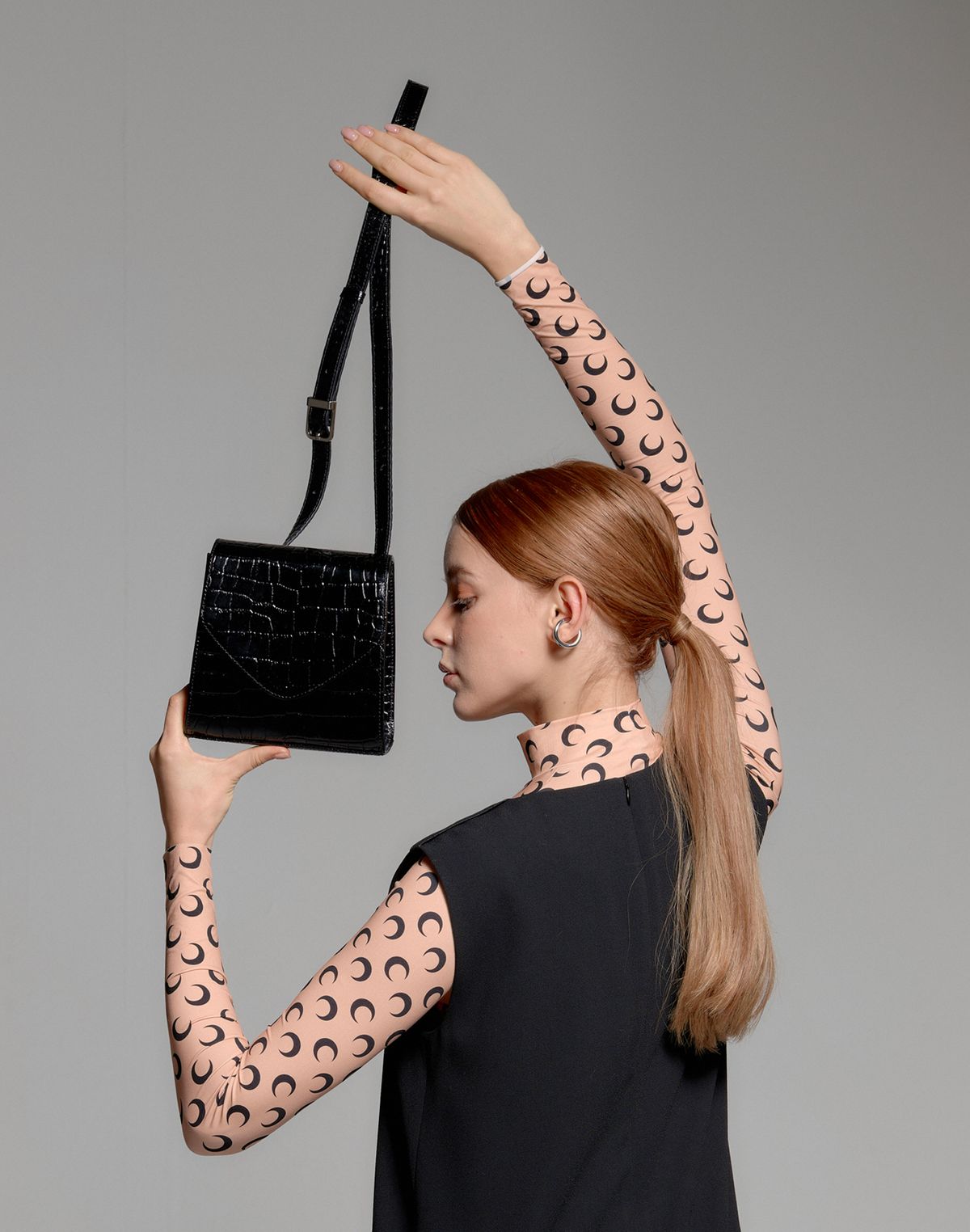 썸띵굿(SOMETHING GOOD) VELO Belt Bag_BLACK