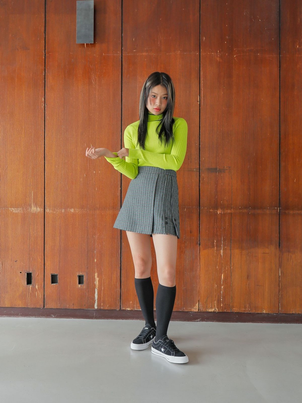 느와(NOIR) Line Knit Top