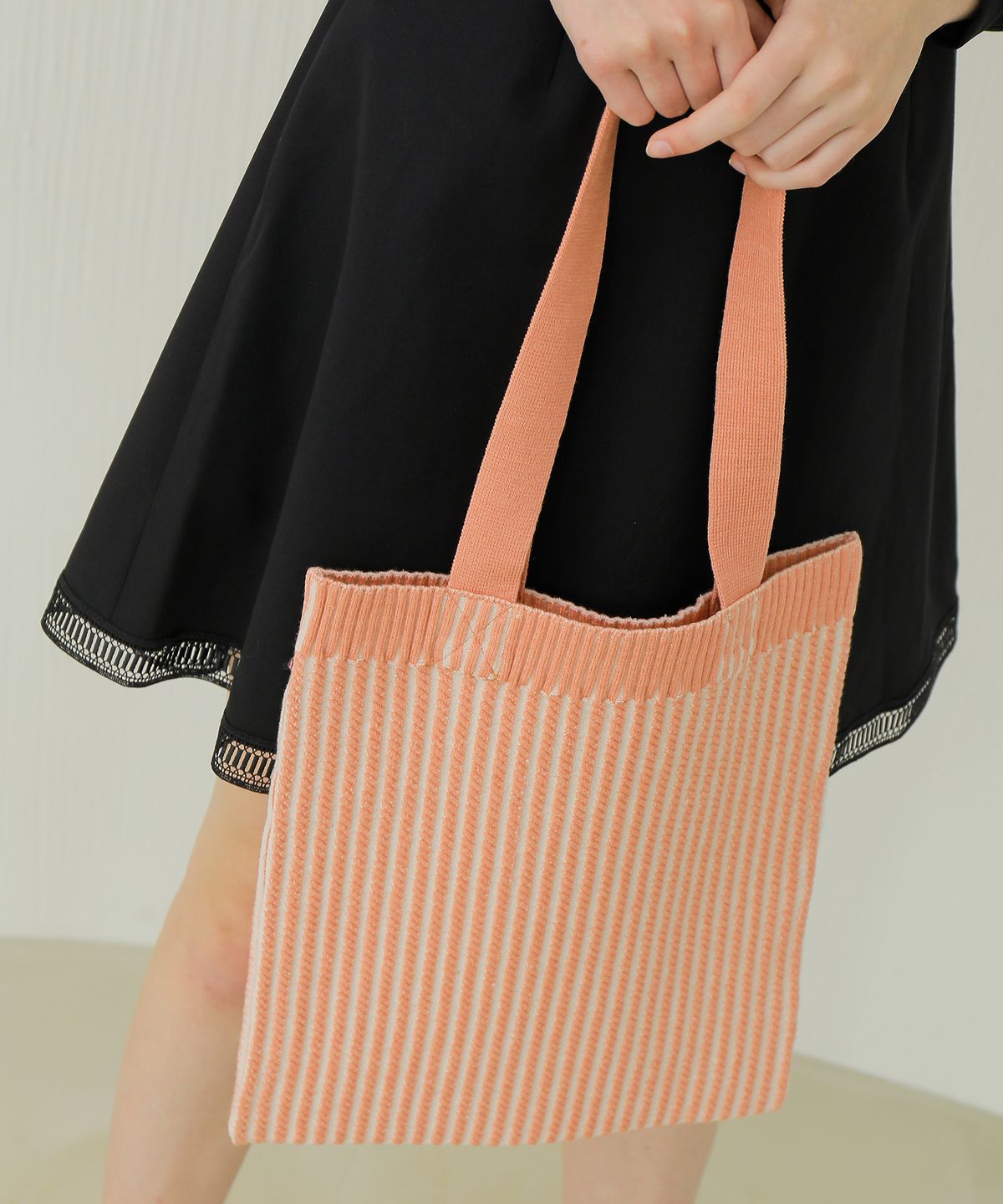 엽페(YUPPE) TWIST KNIT BAG_PINK