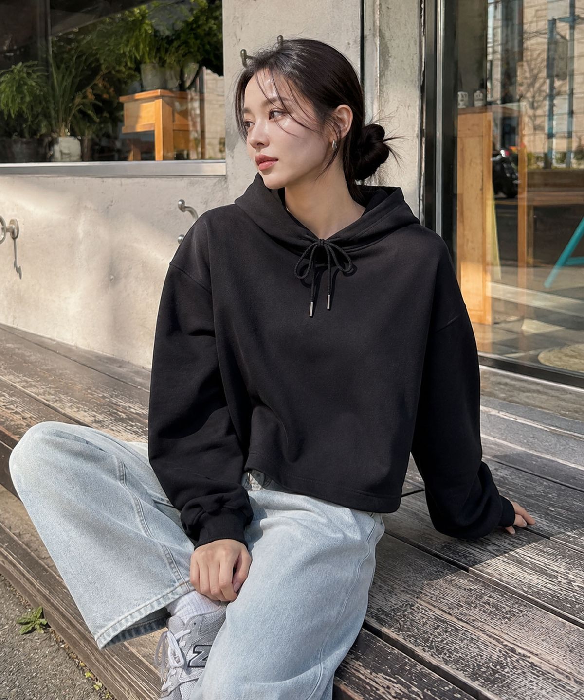 콜릿(KOLEAT) 크롭 오버핏 헤비 무지 후드티 긴팔 (블랙)