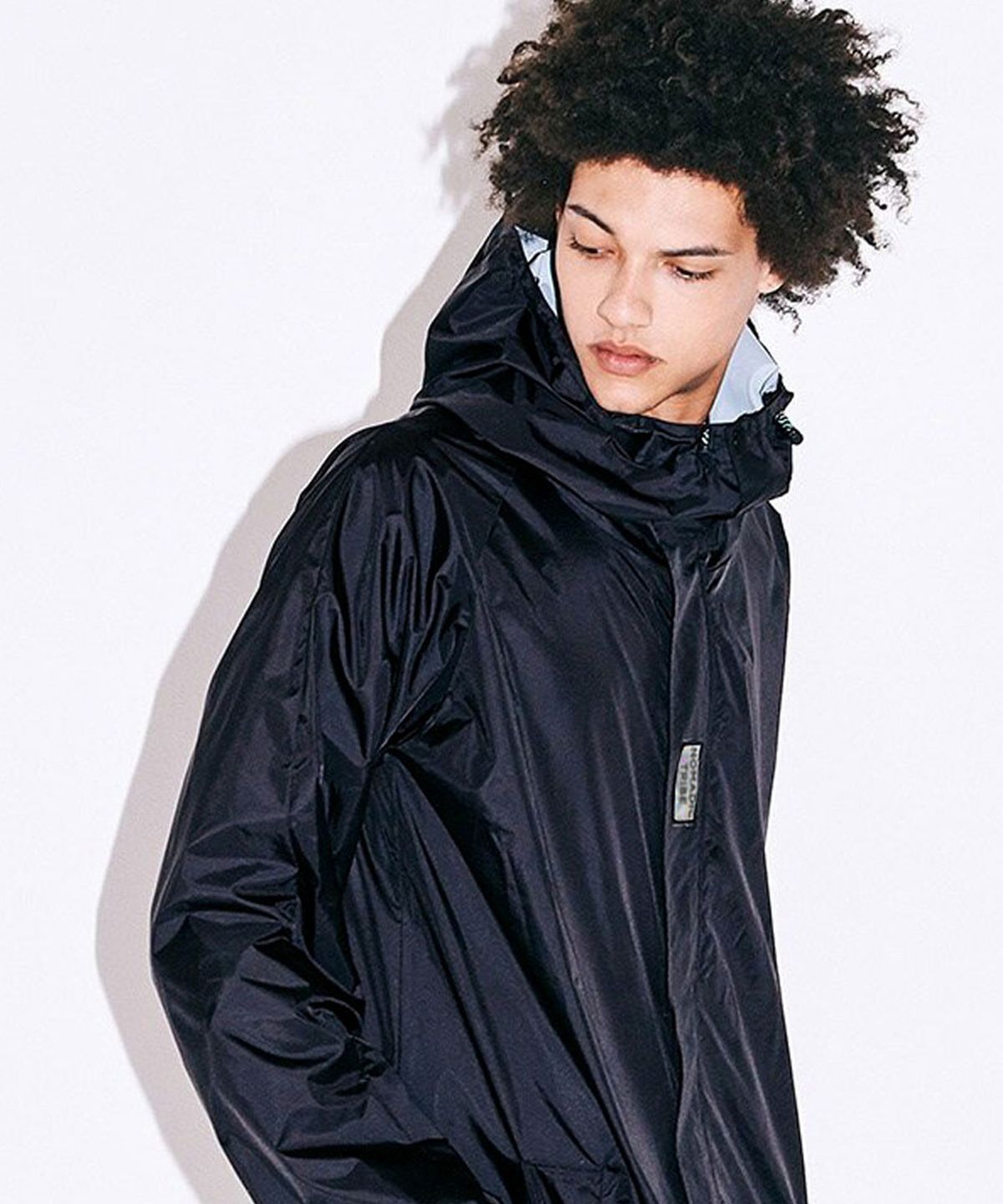 엔오티(NOT) OVERSIZED RAIN COAT [BLACK]
