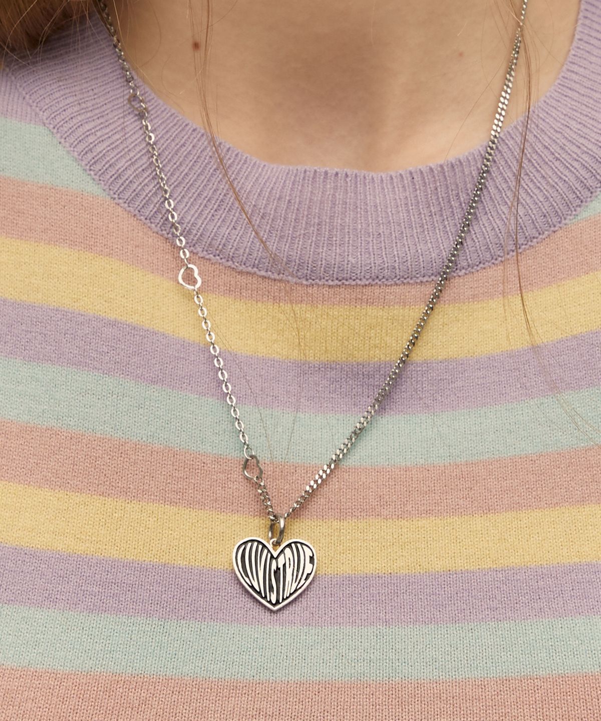 러브이즈트루(LUVISTRUE) PO HEART NECKLACE(SILVER)