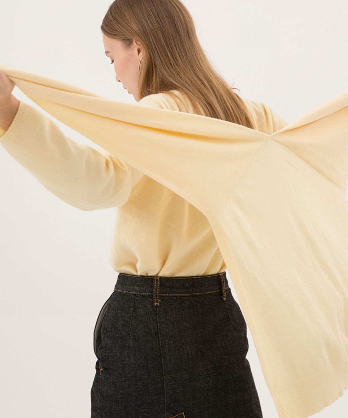 논로컬(NONLOCAL) Wholegarment Shawl - Butter yellow