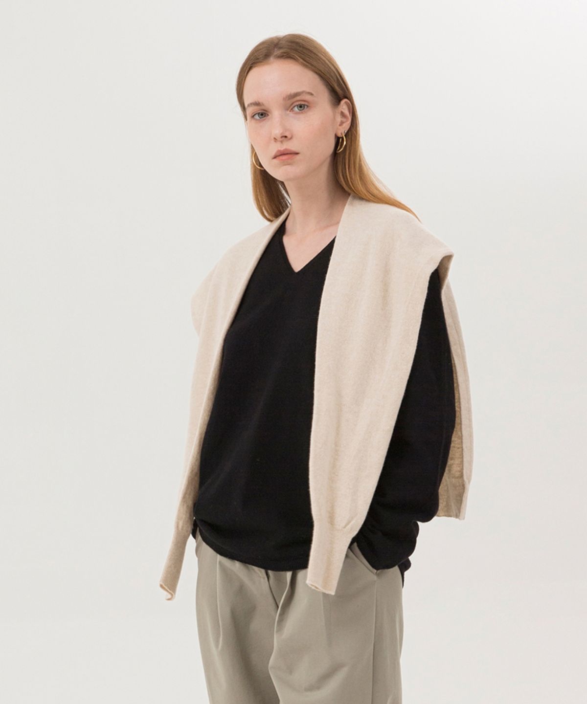 논로컬(NONLOCAL) Wholegarment Shawl - Beige