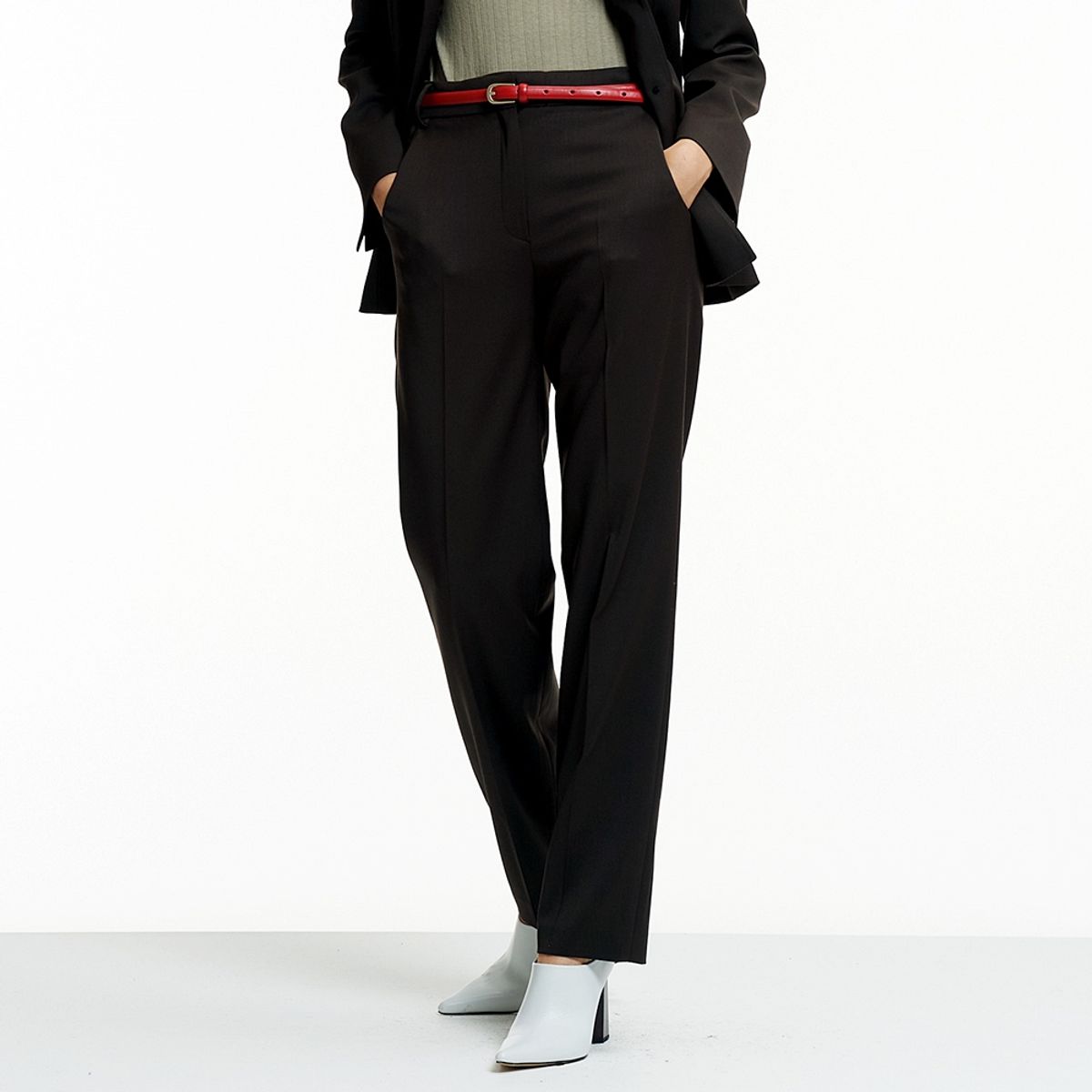 핀블랙(PINBLACK) 3PCS REGULAR FIT SLACKS BROWN