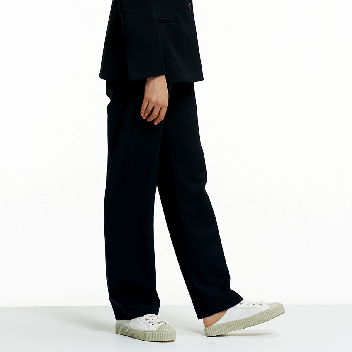 핀블랙(PINBLACK) 3PCS REGULAR FIT SLACKS BLACK