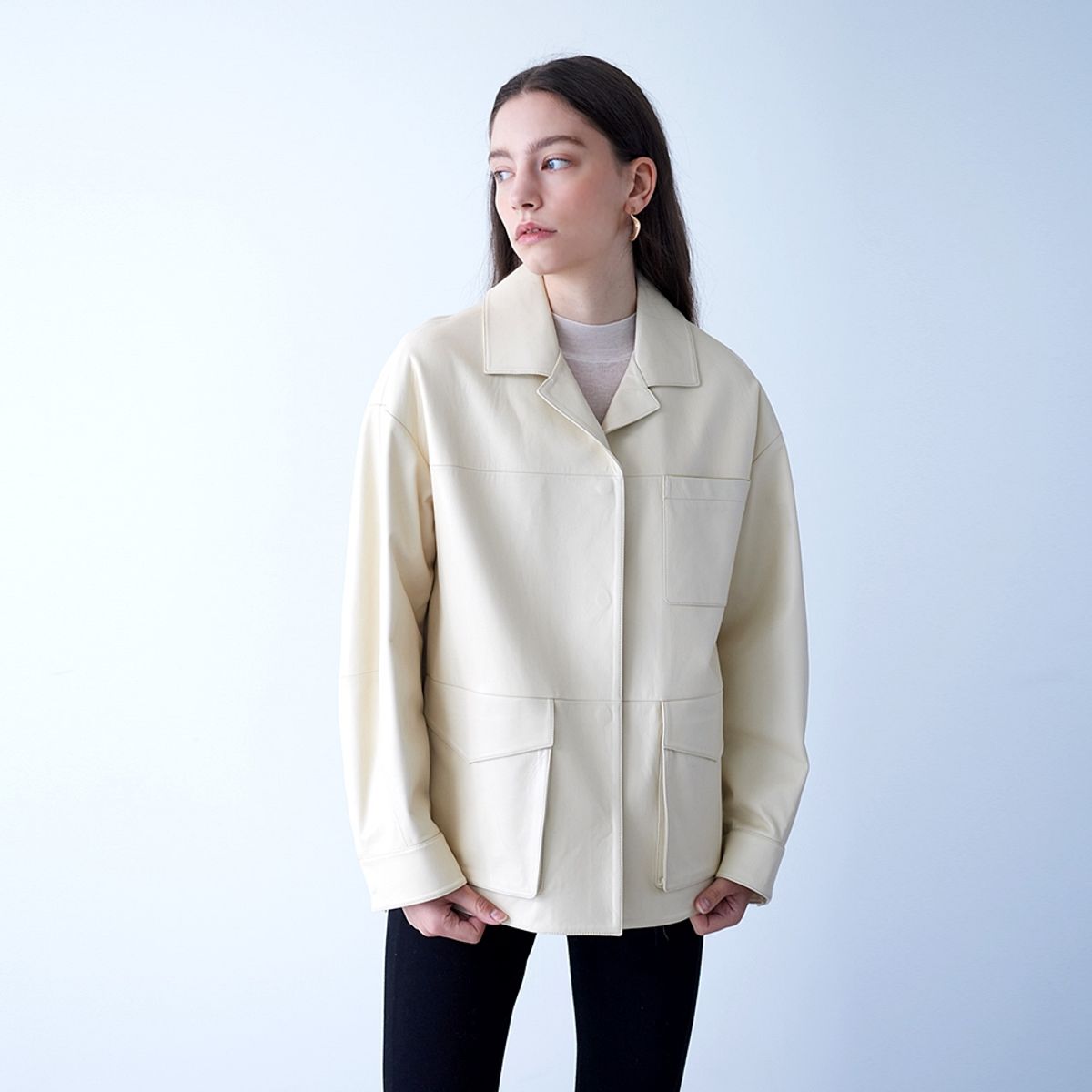핀블랙(PINBLACK) LAMBSKIN FIELD JACKET IVORY