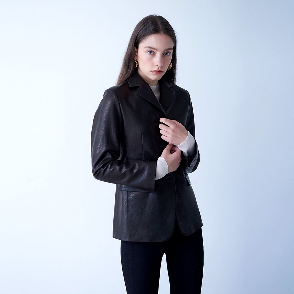 핀블랙(PINBLACK) VEGETABLE LAMBSKIN SLIM JACKET BLACK