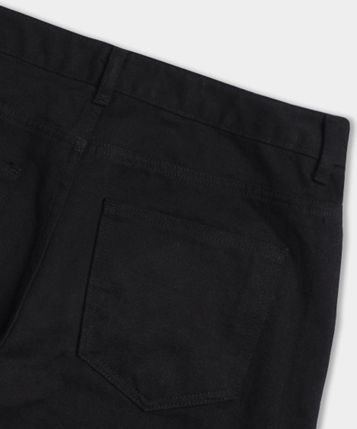 아임낫어휴먼비잉(I AM NOT A HUMAN BEING) EYELET DETAIL JEANS - BLACK