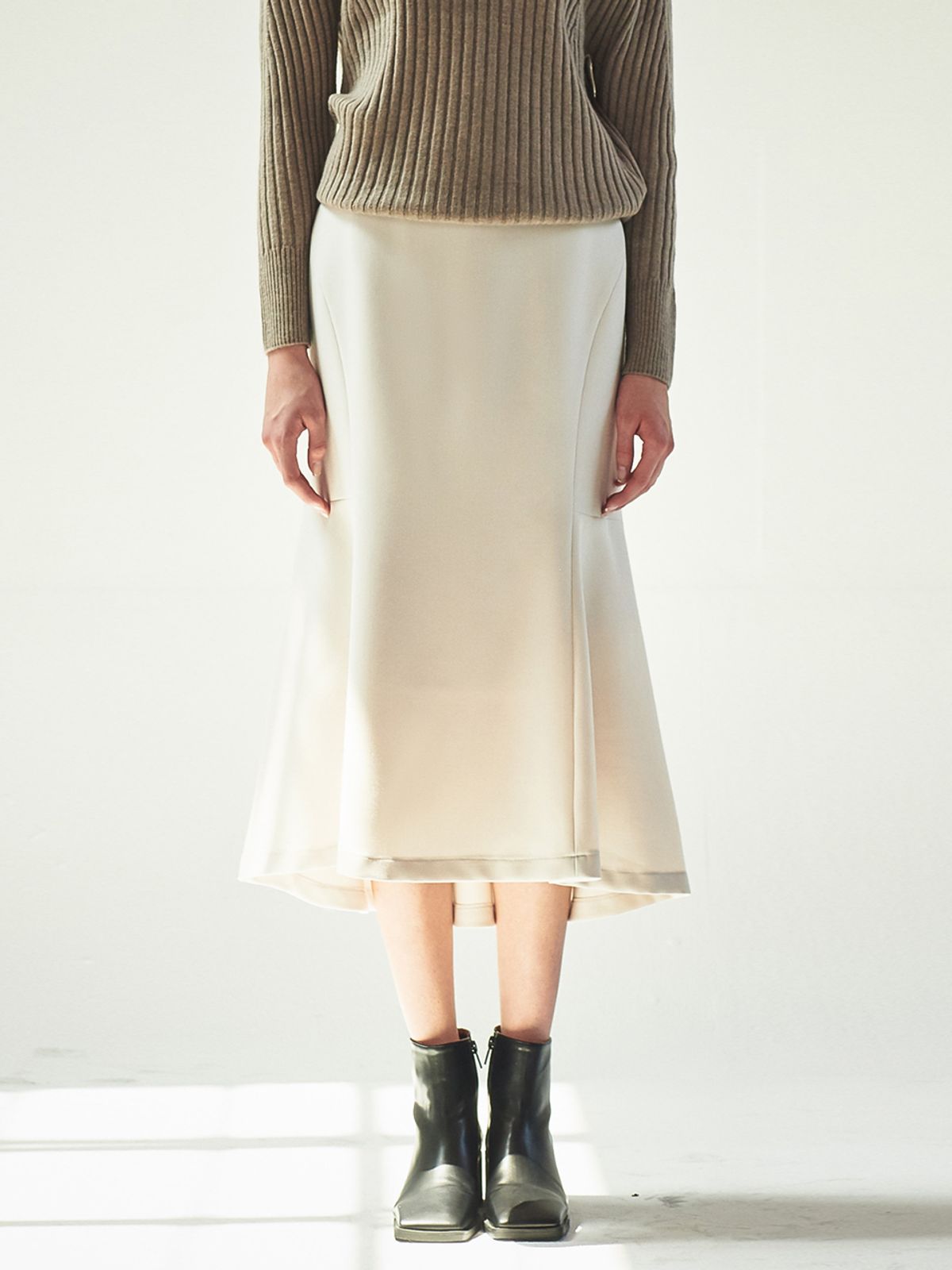 아쿠드(ACUD) MERMAID LINE FLARED SKIRT_L.GREY