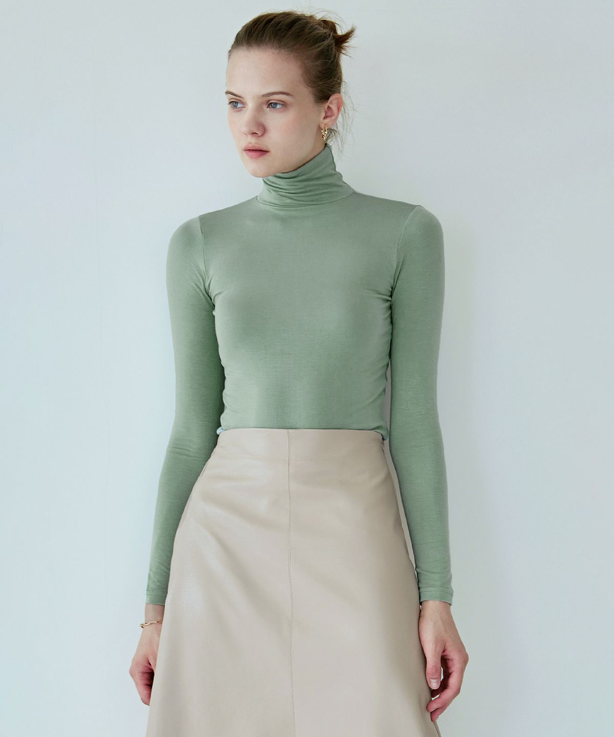 닉앤니콜(NICK&NICOLE) [ESSENTIAL] SLIM TURTLENECK TOP_9 COLOR