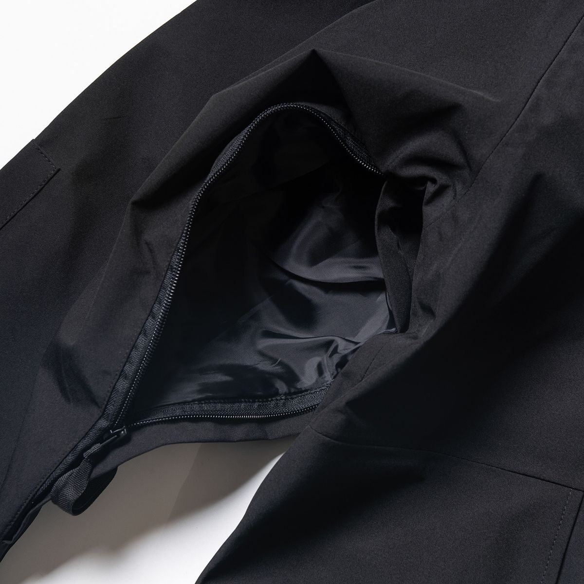 와이엠씨엘케이와이(YMCL KY) US ECWCS GEN1 Parka - Black