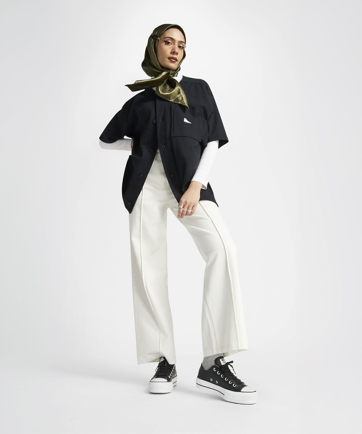 컨버스(CONVERSE) 척테일러 올스타 리프트 클린 레더 블랙 561681C