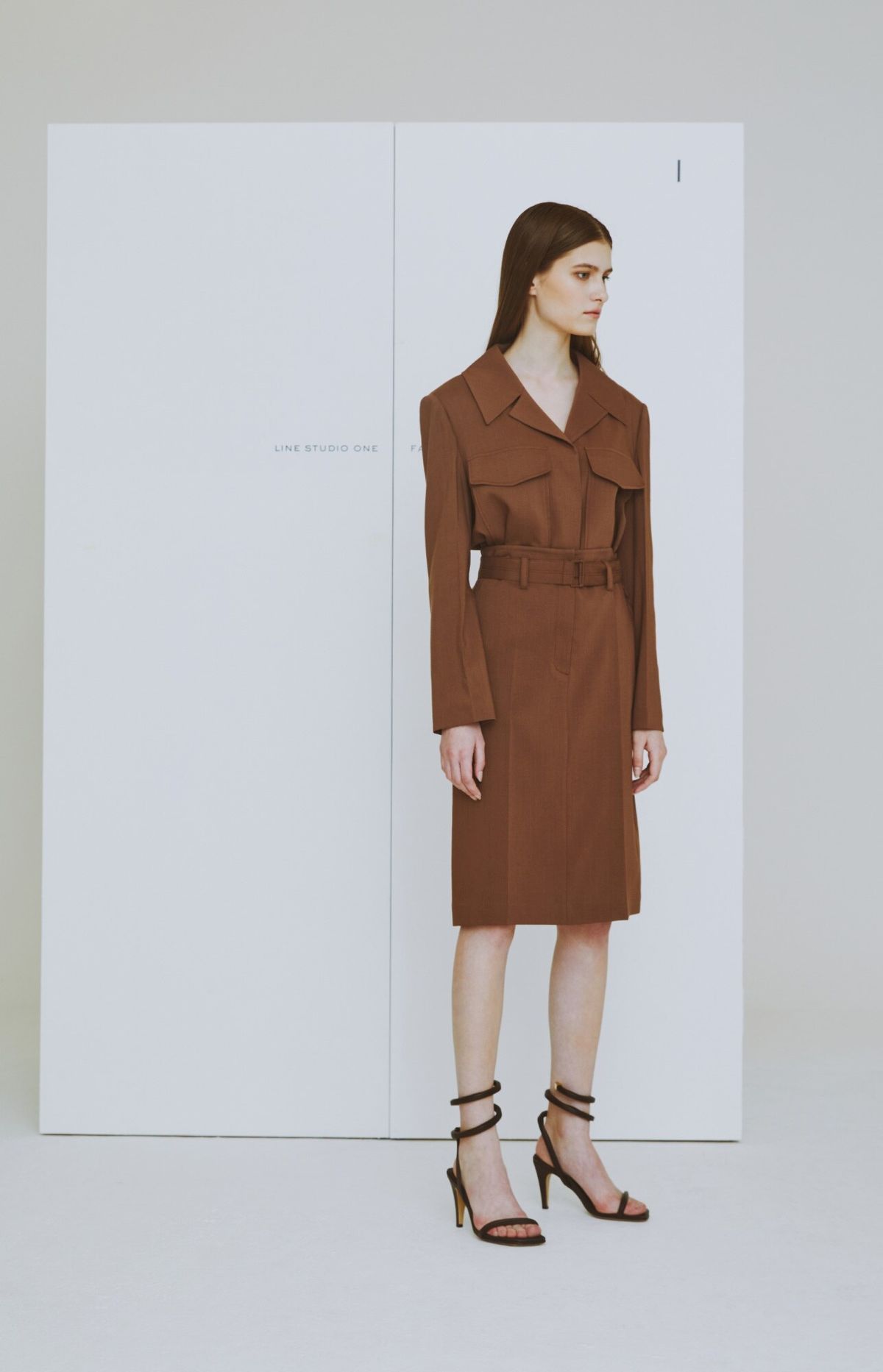 라인 스튜디오 원(LINE STUDIO ONE) buckle strap skirt JWSKKI0100