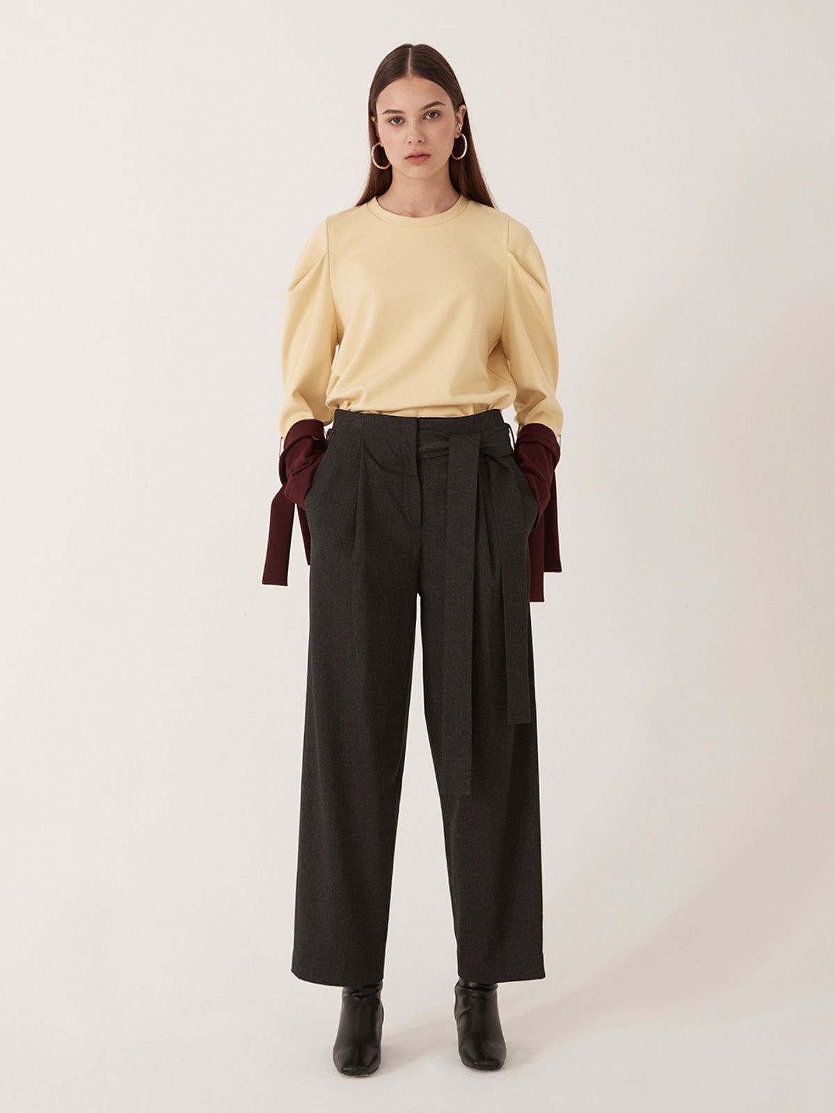 르이엘(LE YIEL) Tuck Detail Long Pants_Melange Grey 턱 디테일 롱 팬츠_멜란지 그레이