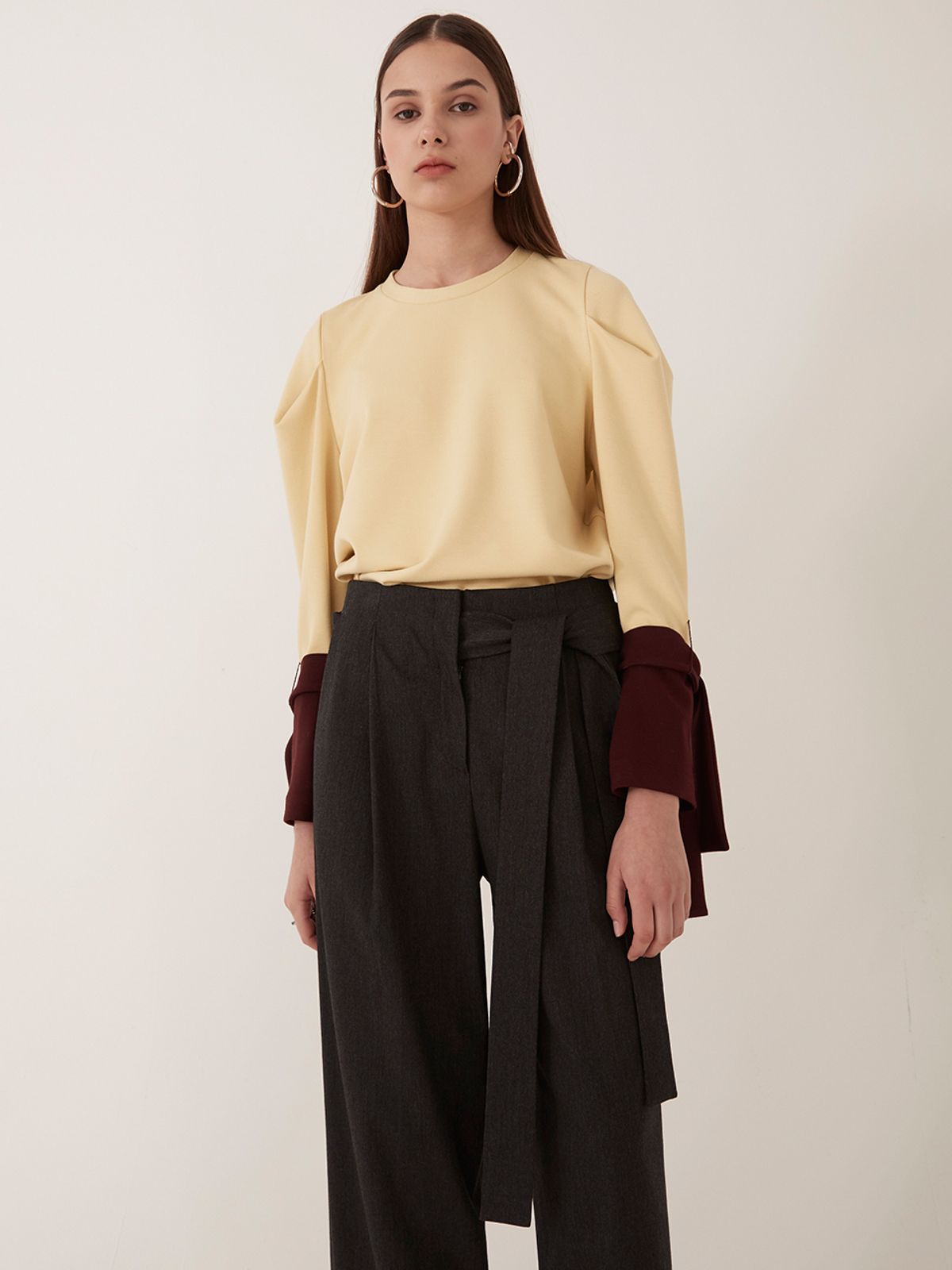 르이엘(LE YIEL) Tuck Detail Long Pants_Melange Grey 턱 디테일 롱 팬츠_멜란지 그레이