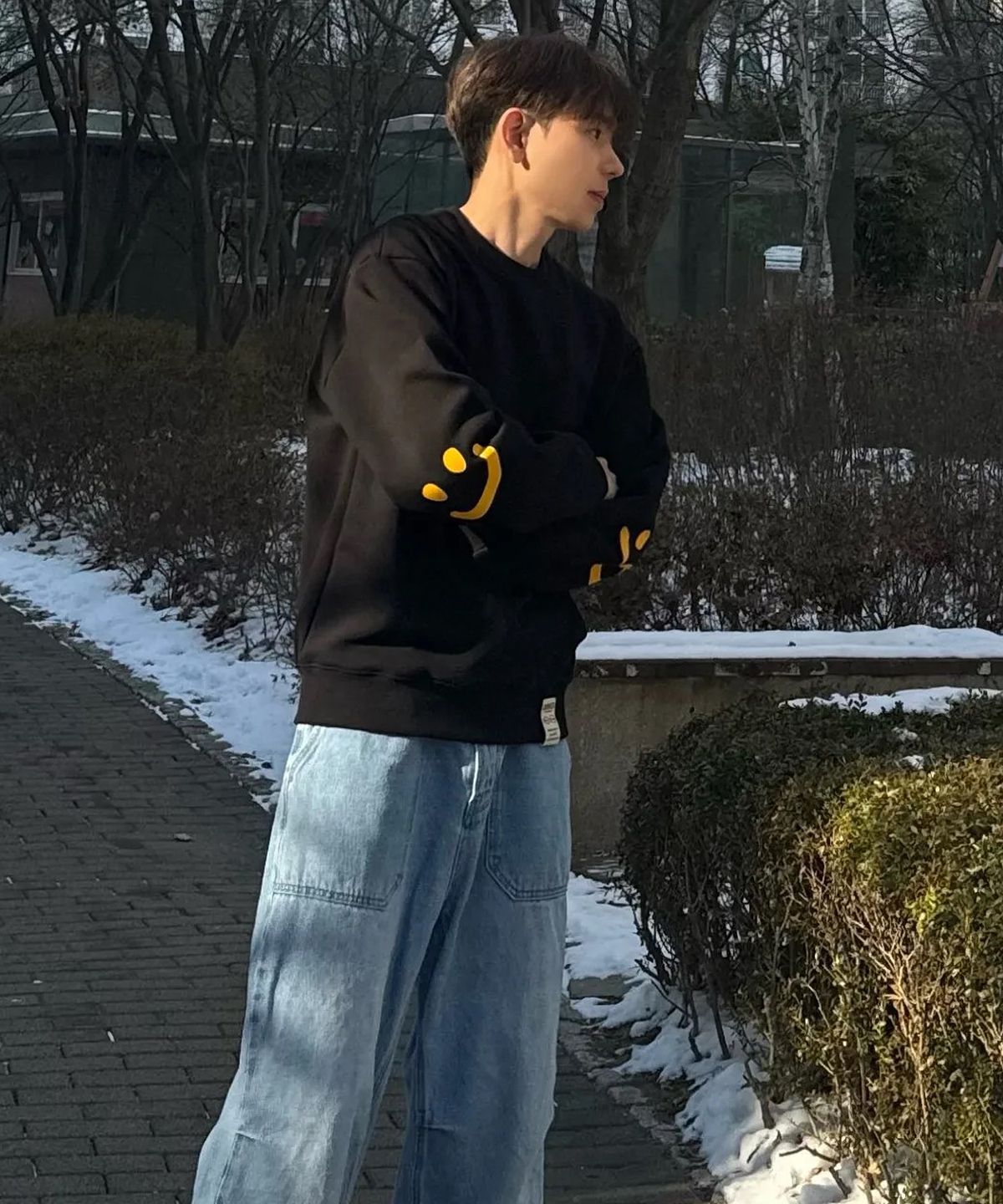 그레이버(GRAVER) [UNISEX]엘보우 스마일드로잉 맨투맨_5color